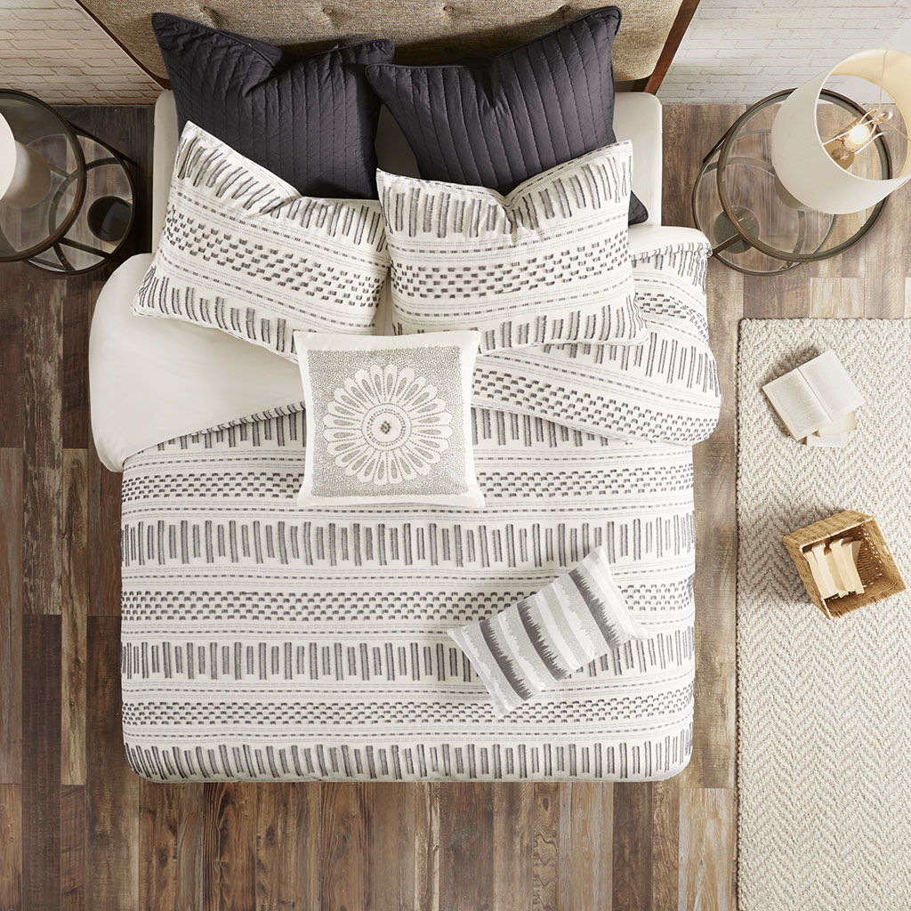 Sofia - Embroidered Decorative Square Pillow - Gray
