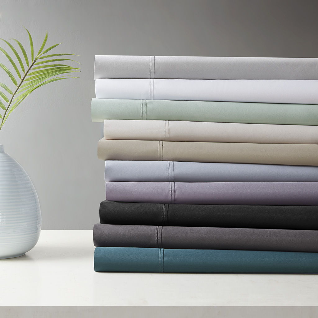600 Thread Count - 4 Piece California King Cooling Blend Sheet Set - Black