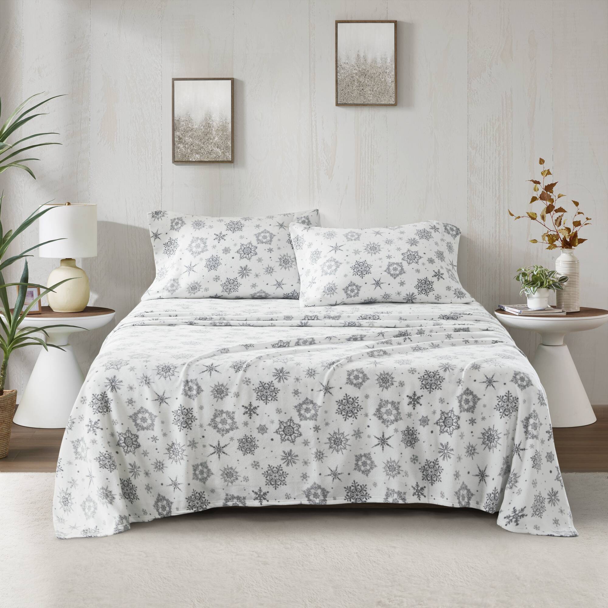 Micro Fleece - King Sheet Set - Gray Snowflake