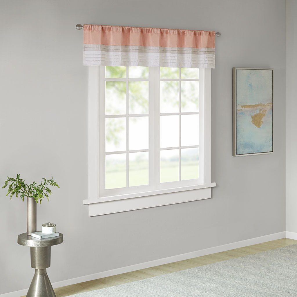 Amherst - Polyoni Pintuck Valance - Coral