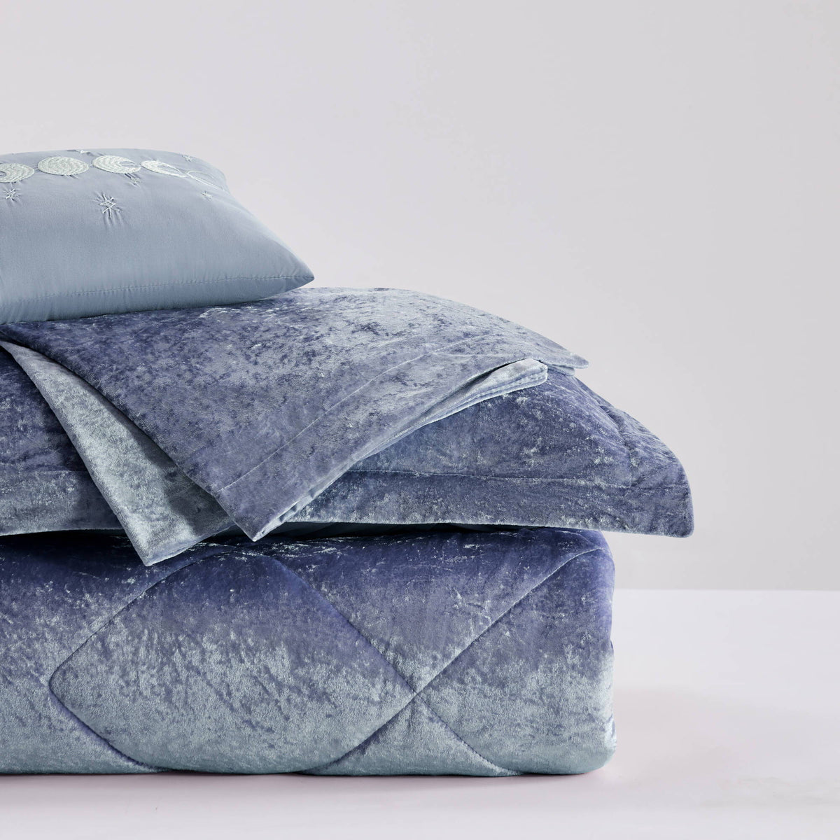 Felicia - Velvet Twin Duvet Cover Set With Throw Pillow - Blue
