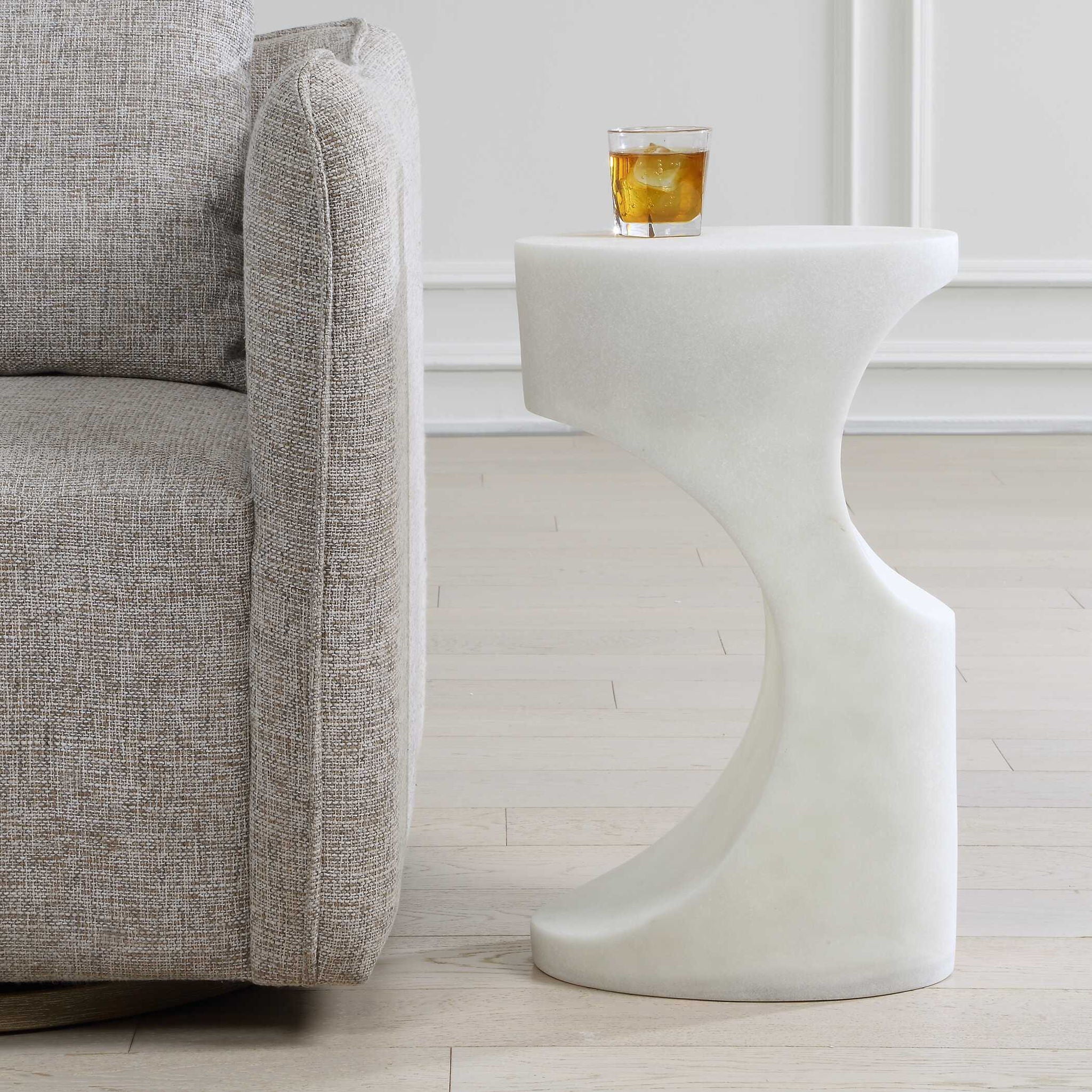 Stevie - Indoor-Outdoor Accent Table - White