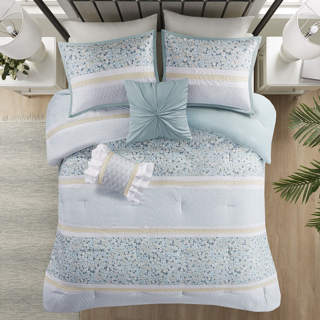 Caralie - 5 Piece Seersucker Comforter Set With Throw Pillows - Light Blue