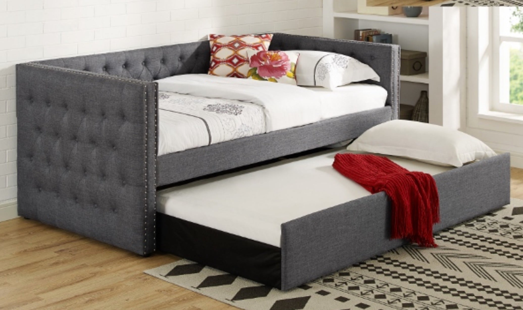 GREY DAYBED