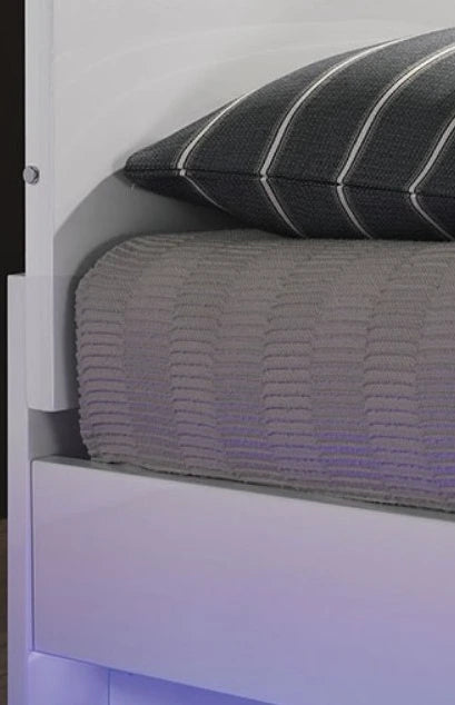 Erlach E.King Bed Frame