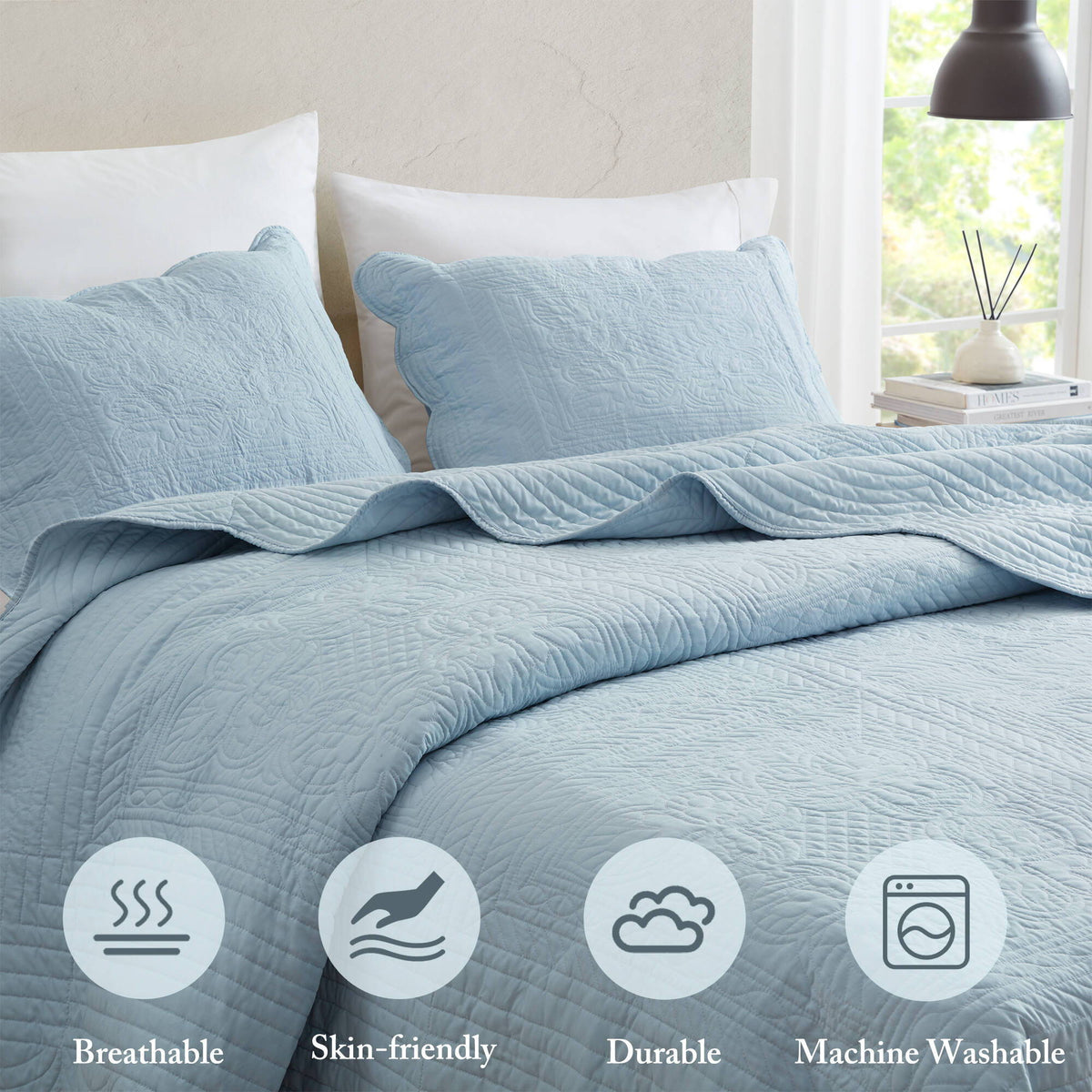 Tuscany - 3 Piece Full Reversible Scalloped Edge Quilt Set - Blue