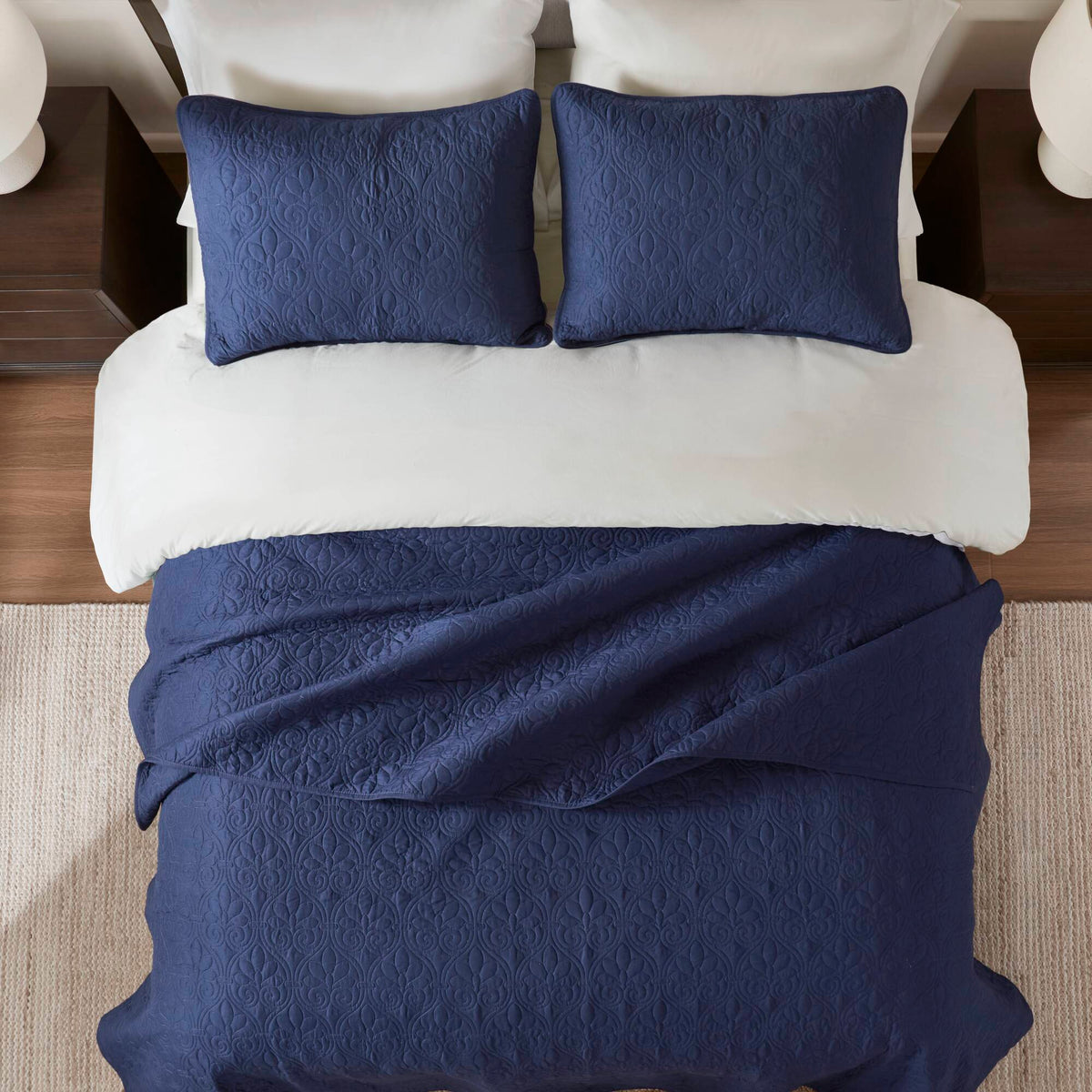 Quebec - King Reversible Coverlet Set - Navy
