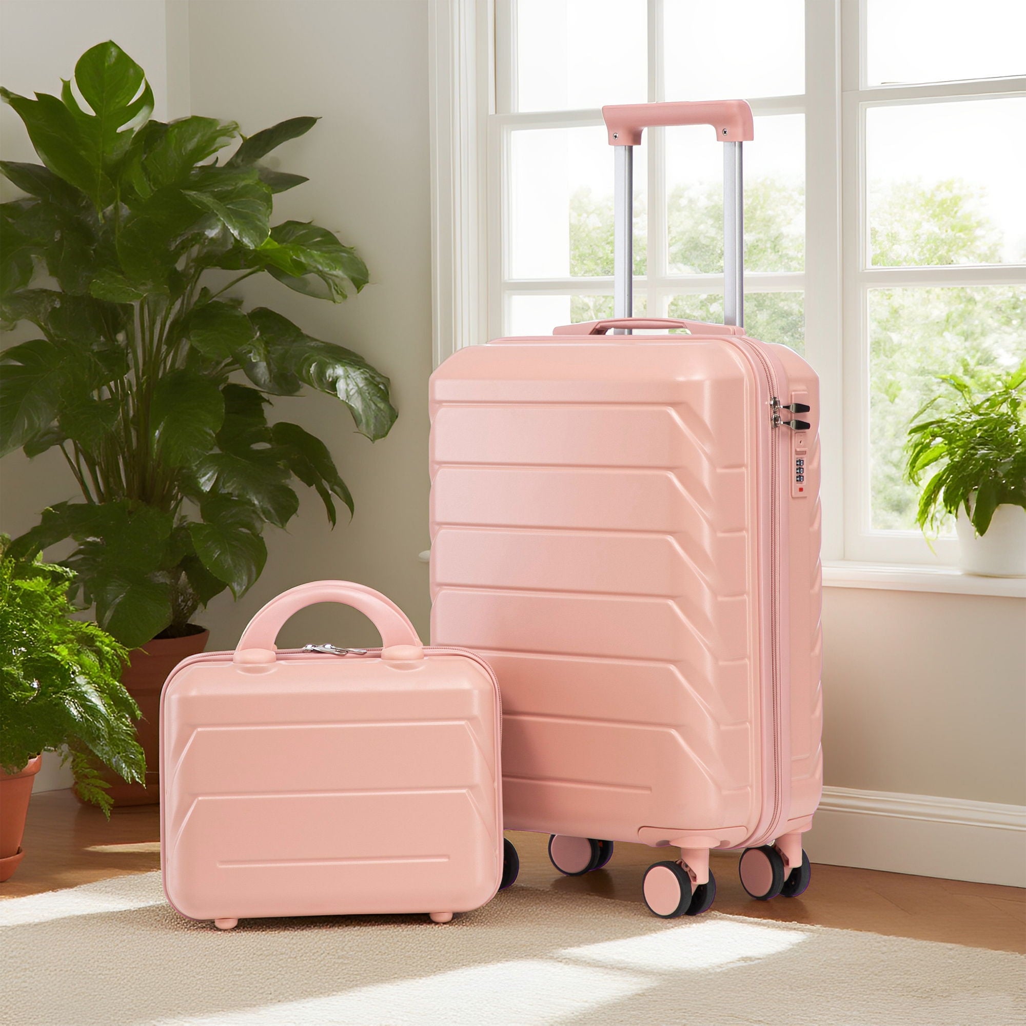 Spinner Luggage Set With Combination Lock