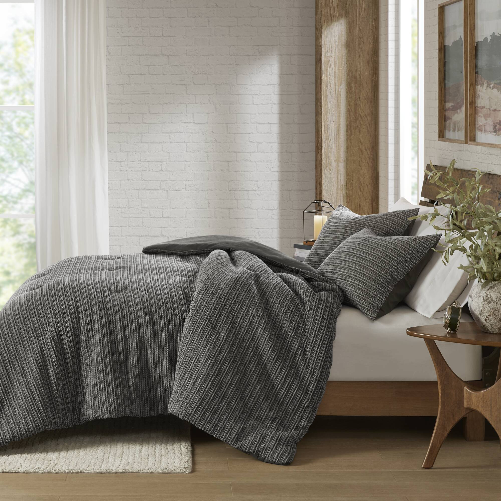 Lyon - 3 Piece King/California King Waffle Washed Comforter Set - Charcoal