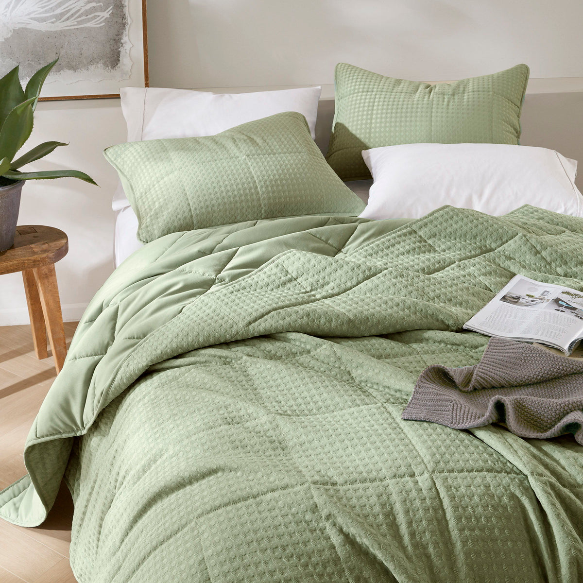 Mina - King/California King Waffle Weave Textured Quilt Set - Green