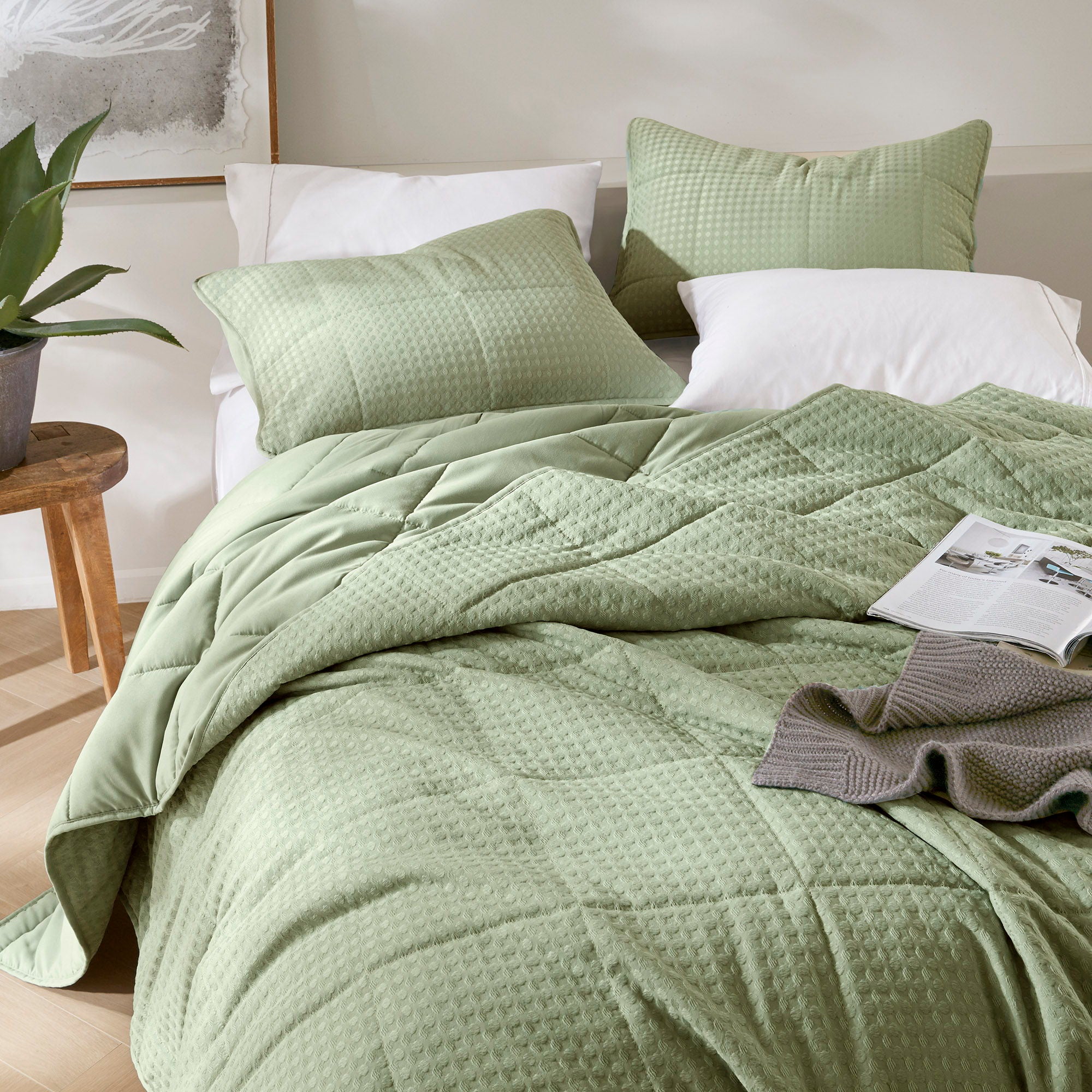 Mina - Full/Queen Waffle Weave Textured Quilt Set - Green