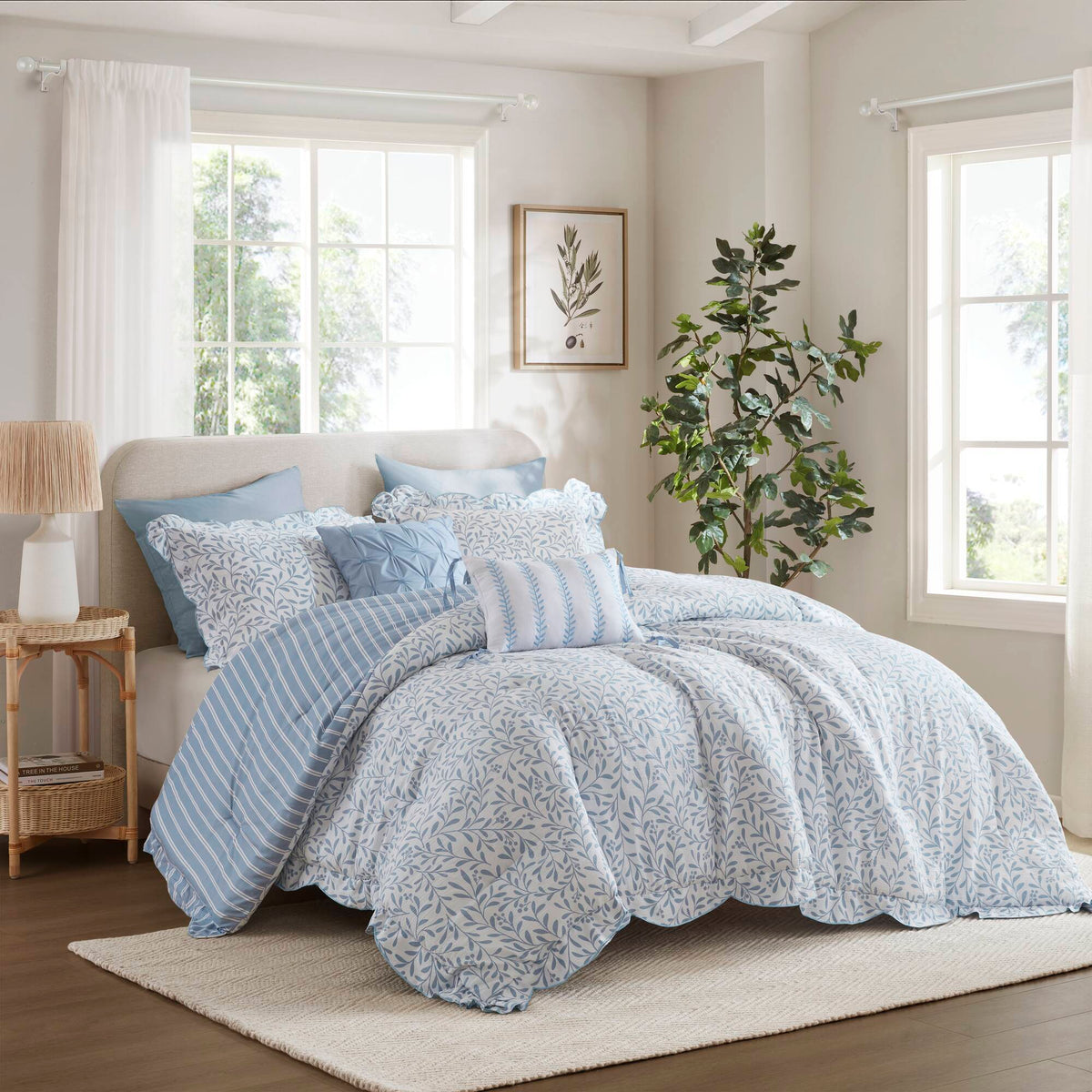 Darcy - 5 Piece King Print Comforter Set - Blue