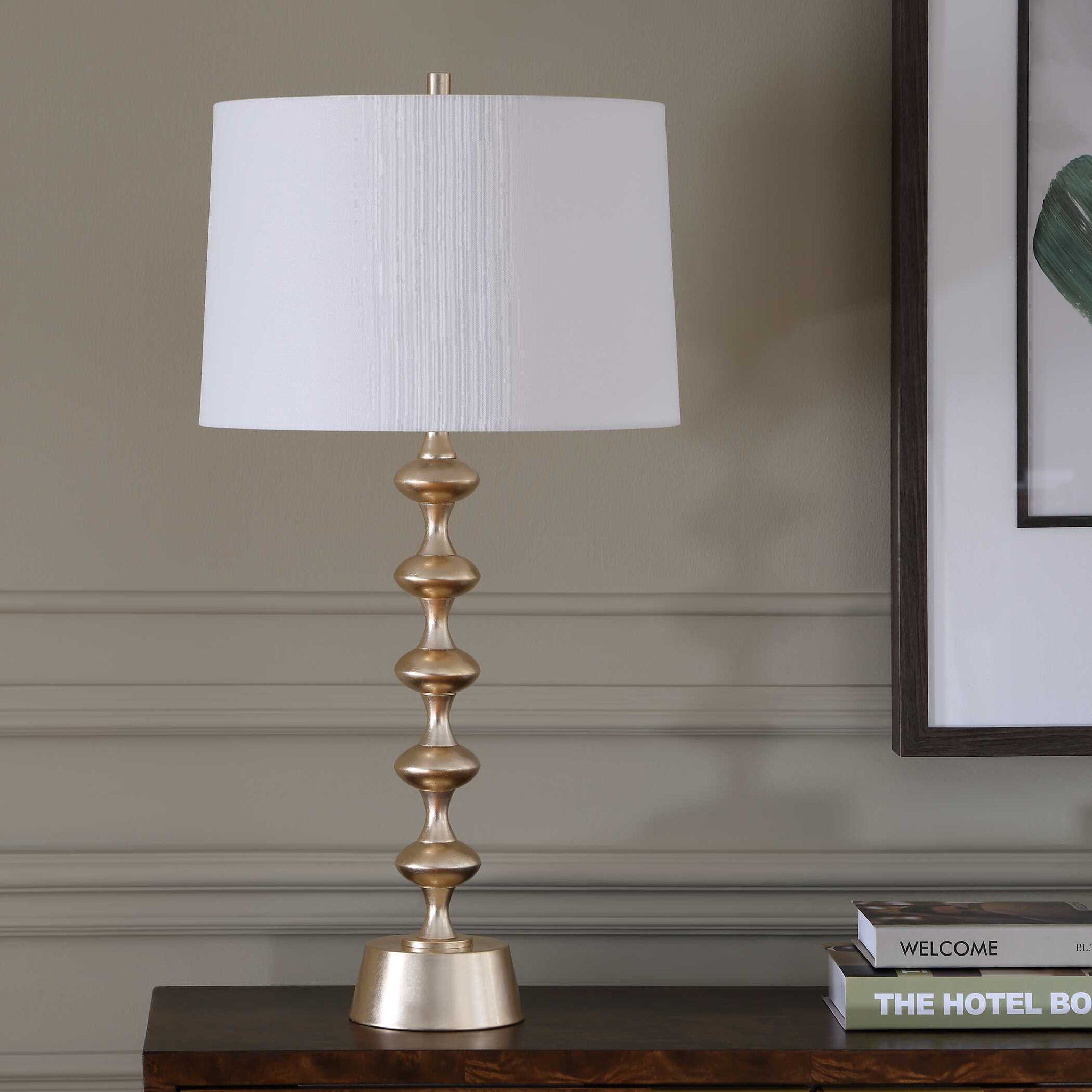 Meila - Table Lamp - Brass / Gold
