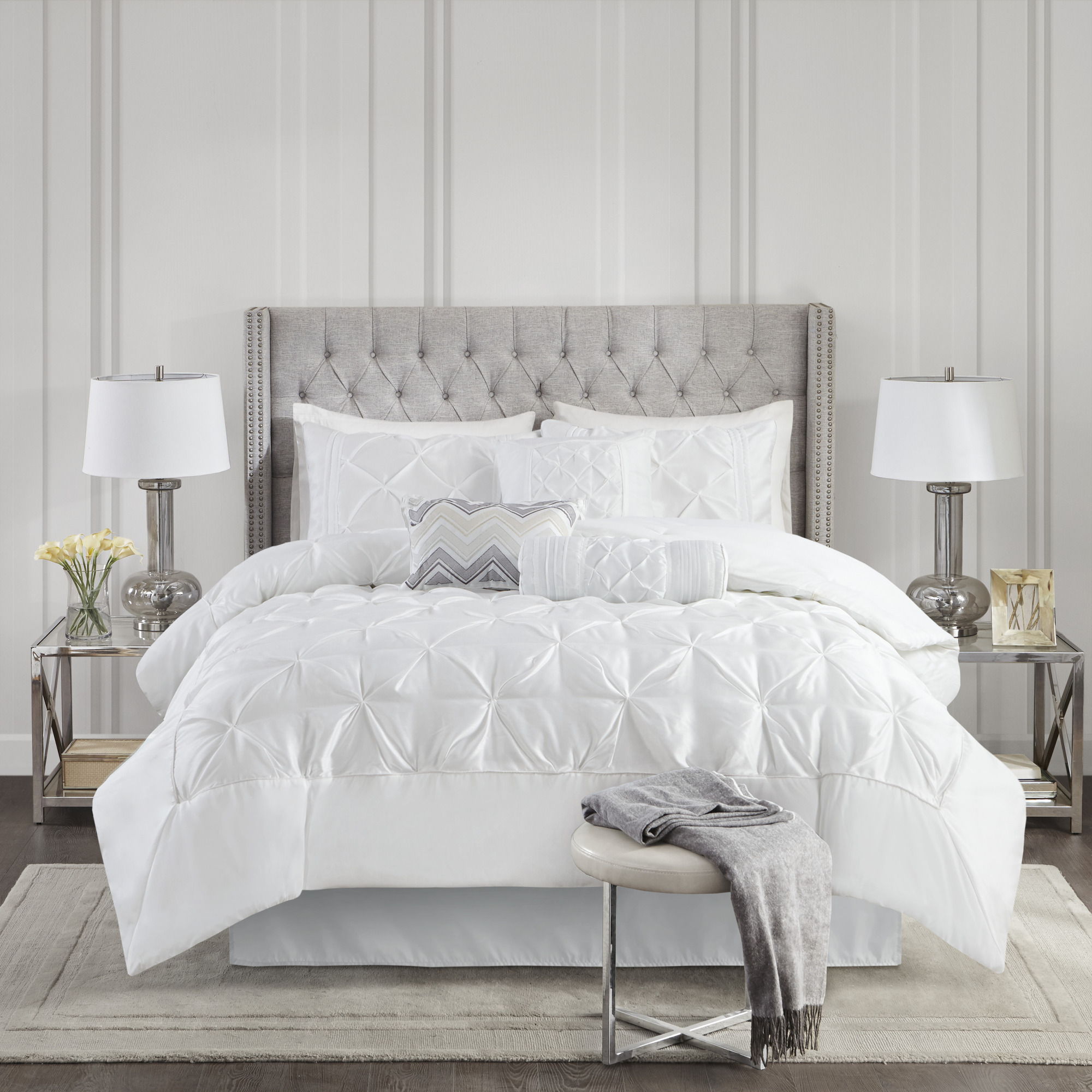 Laurel - Pieced Pleated 7 Piece Tufted Comforter Set Full - White