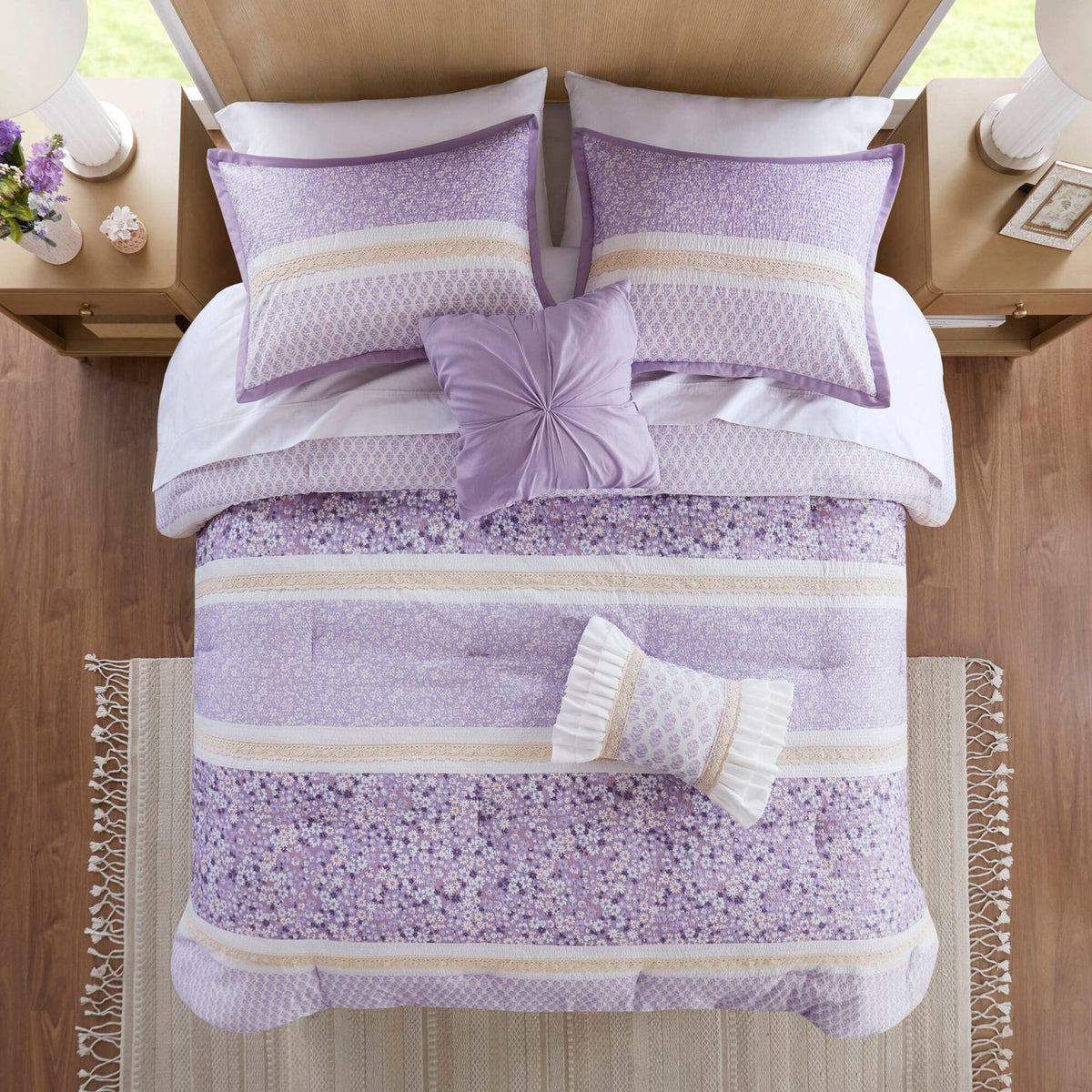 Caralie - Full/Queen 5 Piece Seersucker Comforter Set With Throw Pillows - Purple