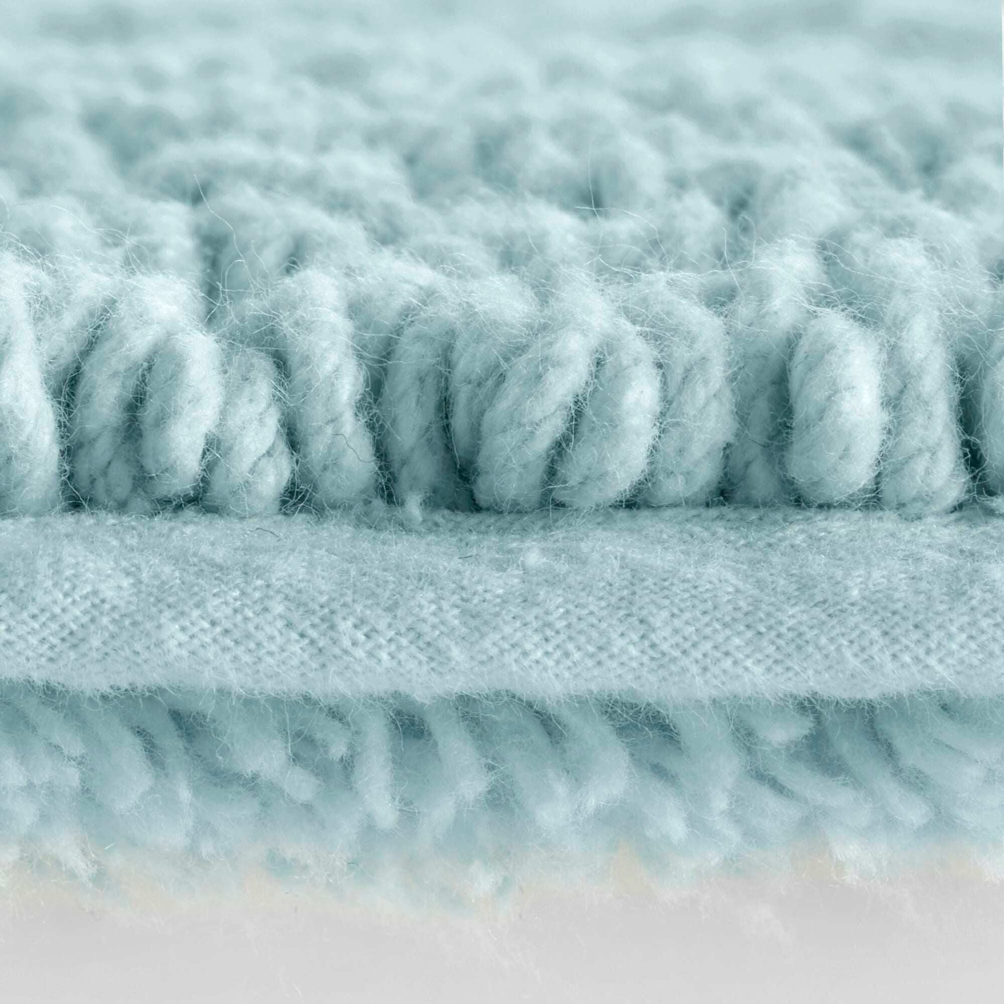 Splendor - 24" x 72" 100% Cotton Tufted 3000 GSM Reversible Bath Rug - Blue