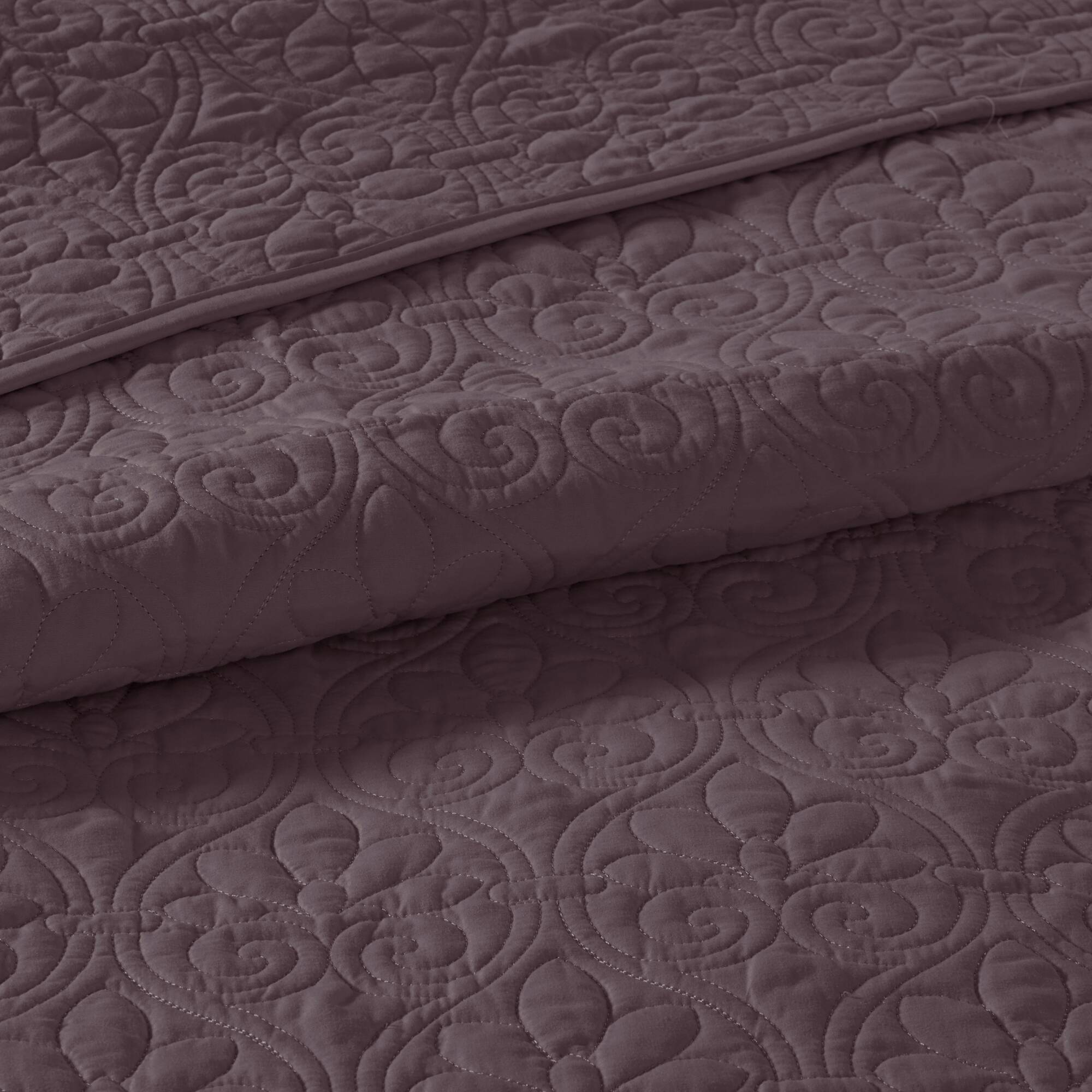 Quebec - Queen Reversible Bedspread Set - Purple