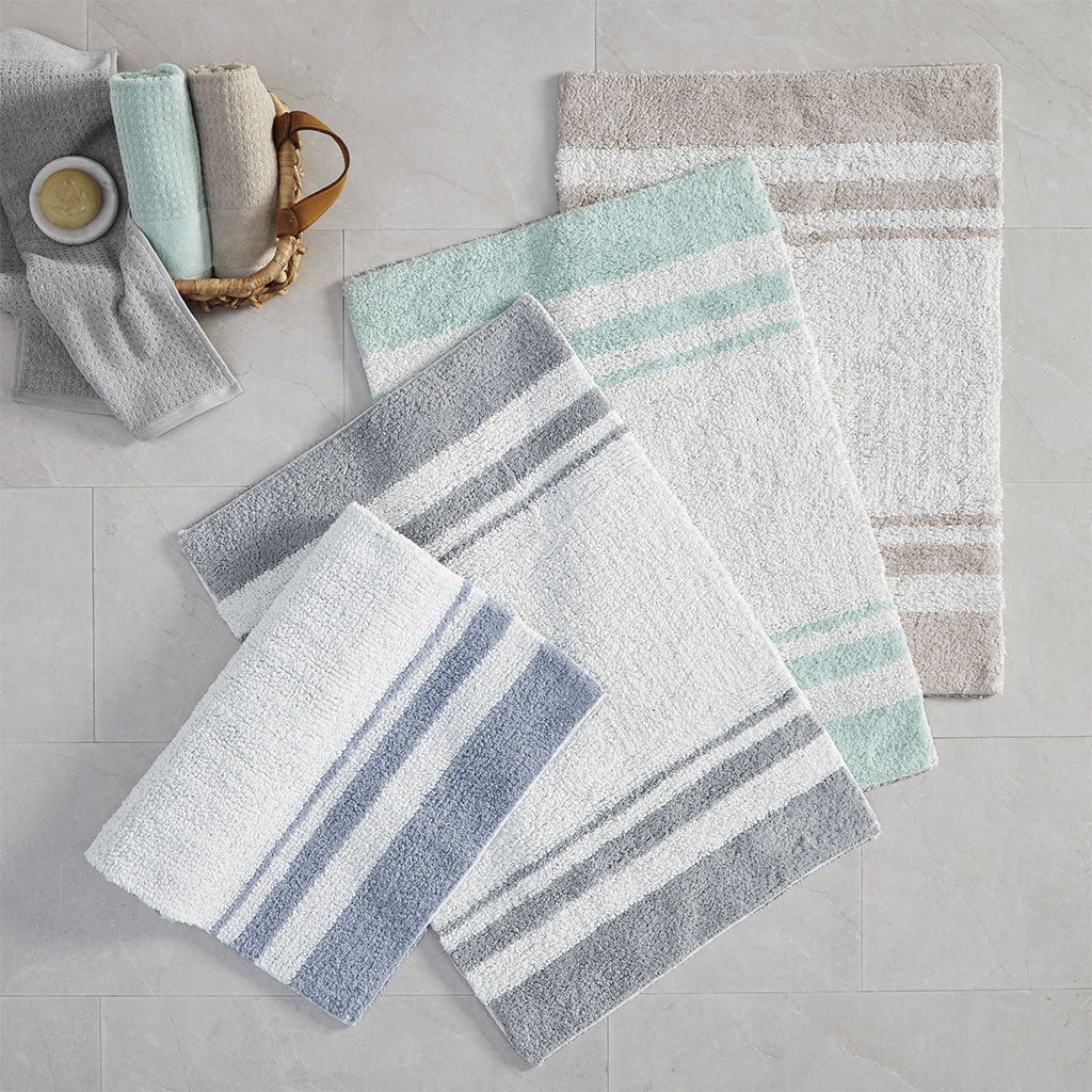 Spa - 27" x 45"Reversible Bath Rug - Aqua