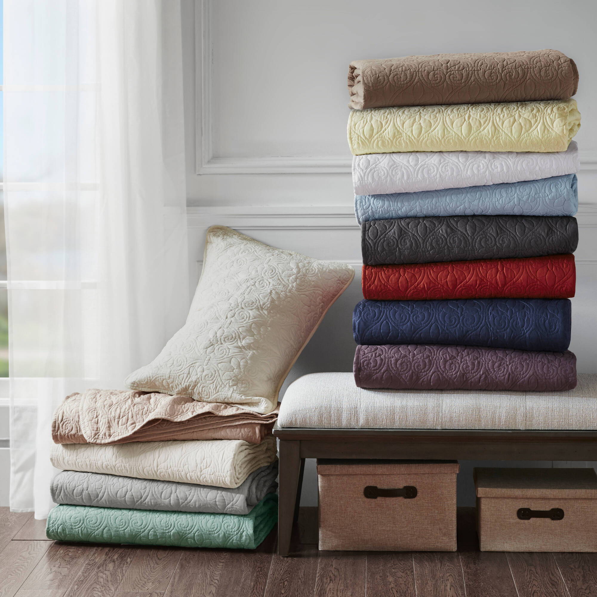 Quebec - Queen Reversible Bedspread Set - Mocha
