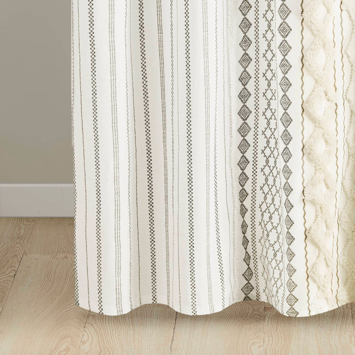 Imani - Printed Shower Curtain With Chenille - Ivory