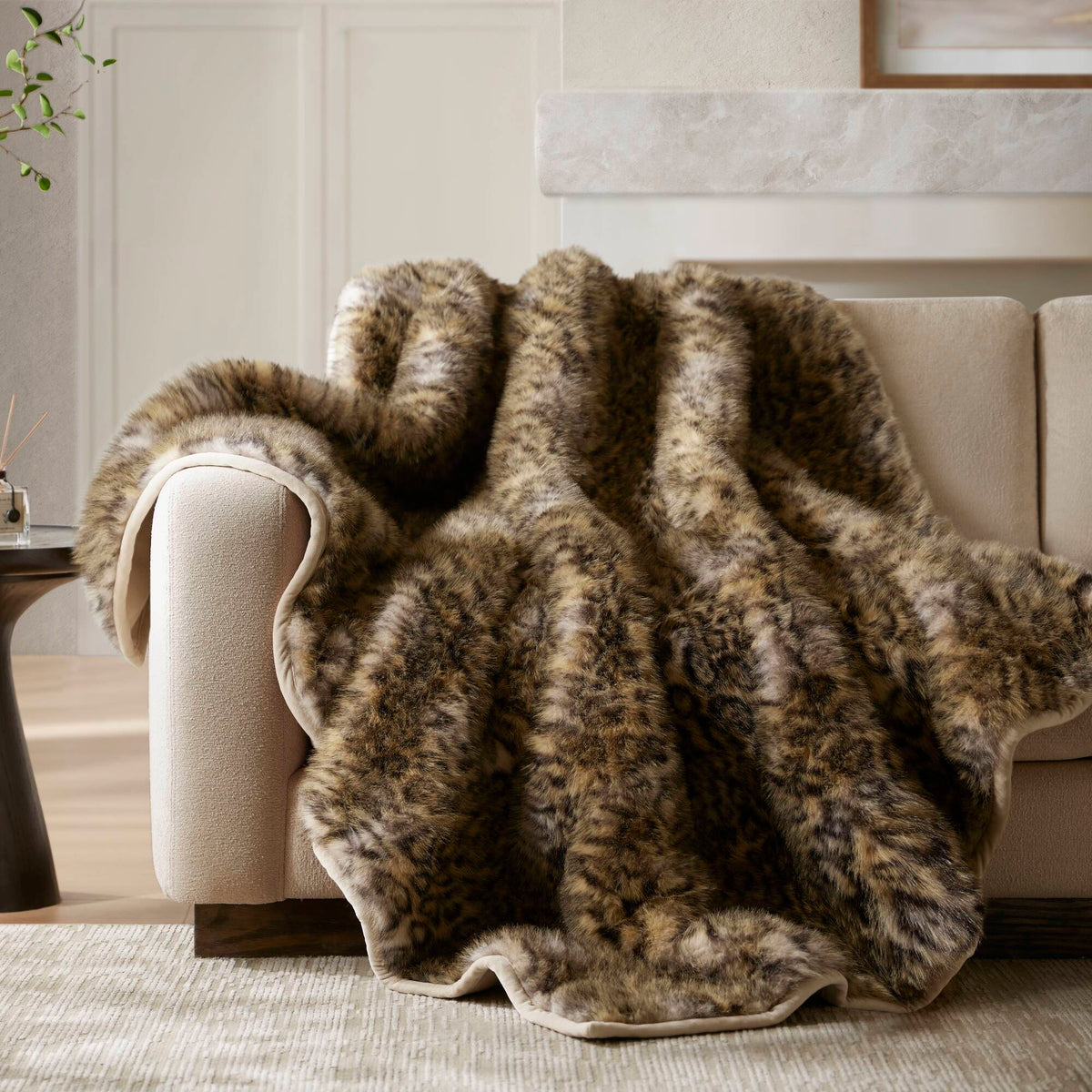 Botswana Animal Print - 60x80" Faux Fur Throw Blanket - Leopard