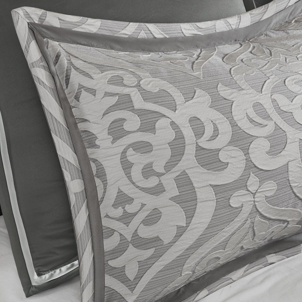 Odette - Queen 8 Piece Comforter Set - Silver