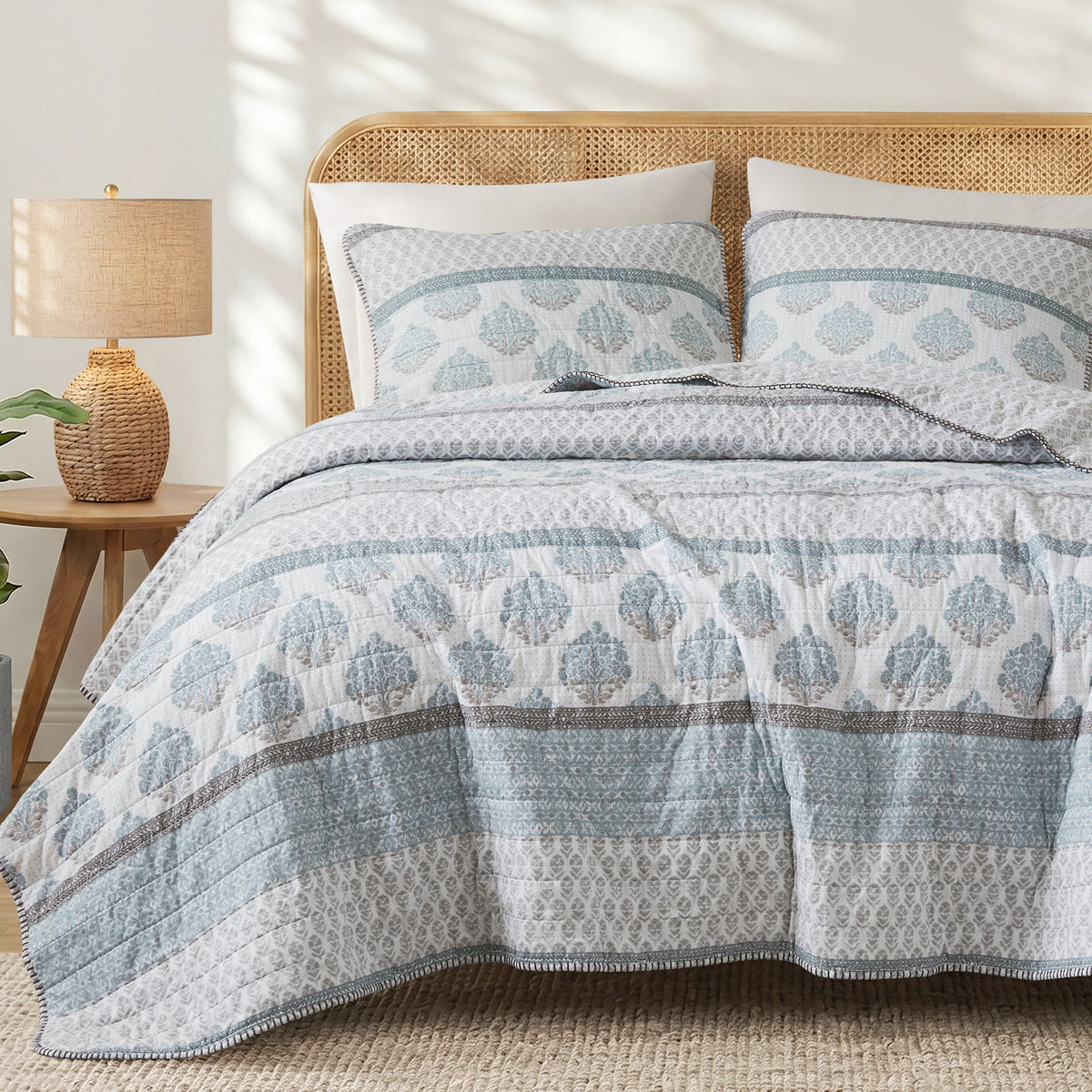 Surya - 3 Piece King/California King Quilt Set - Aqua