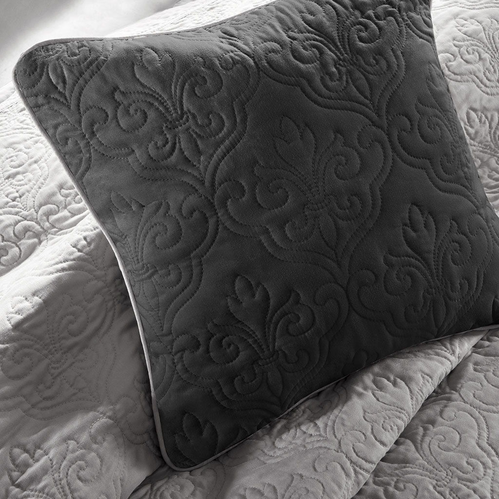 Attingham - 7 Piece Reversible Coverlet Set - Black