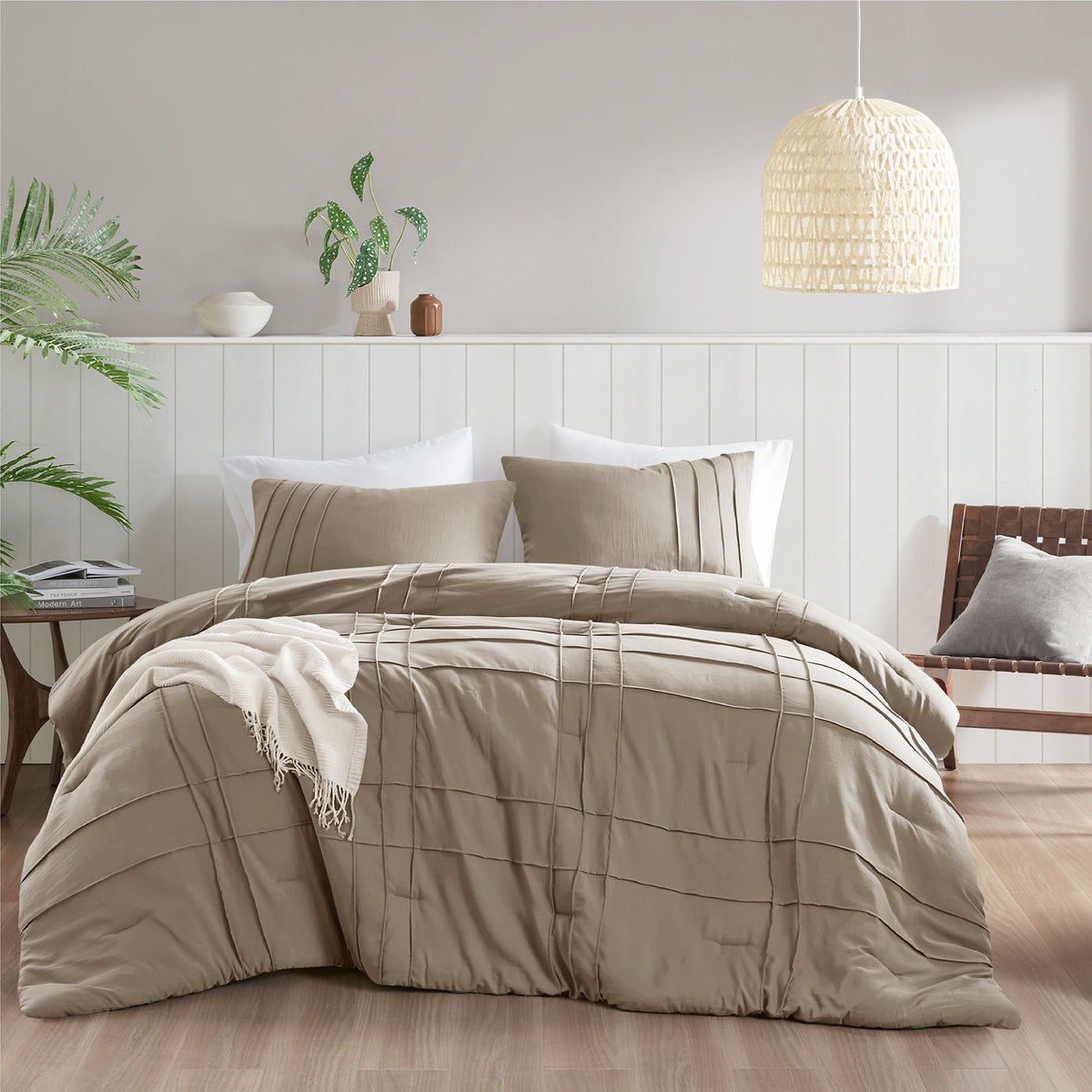 Porter - Twin/Twin Long Soft Washed Pleated Comforter Set - Khaki