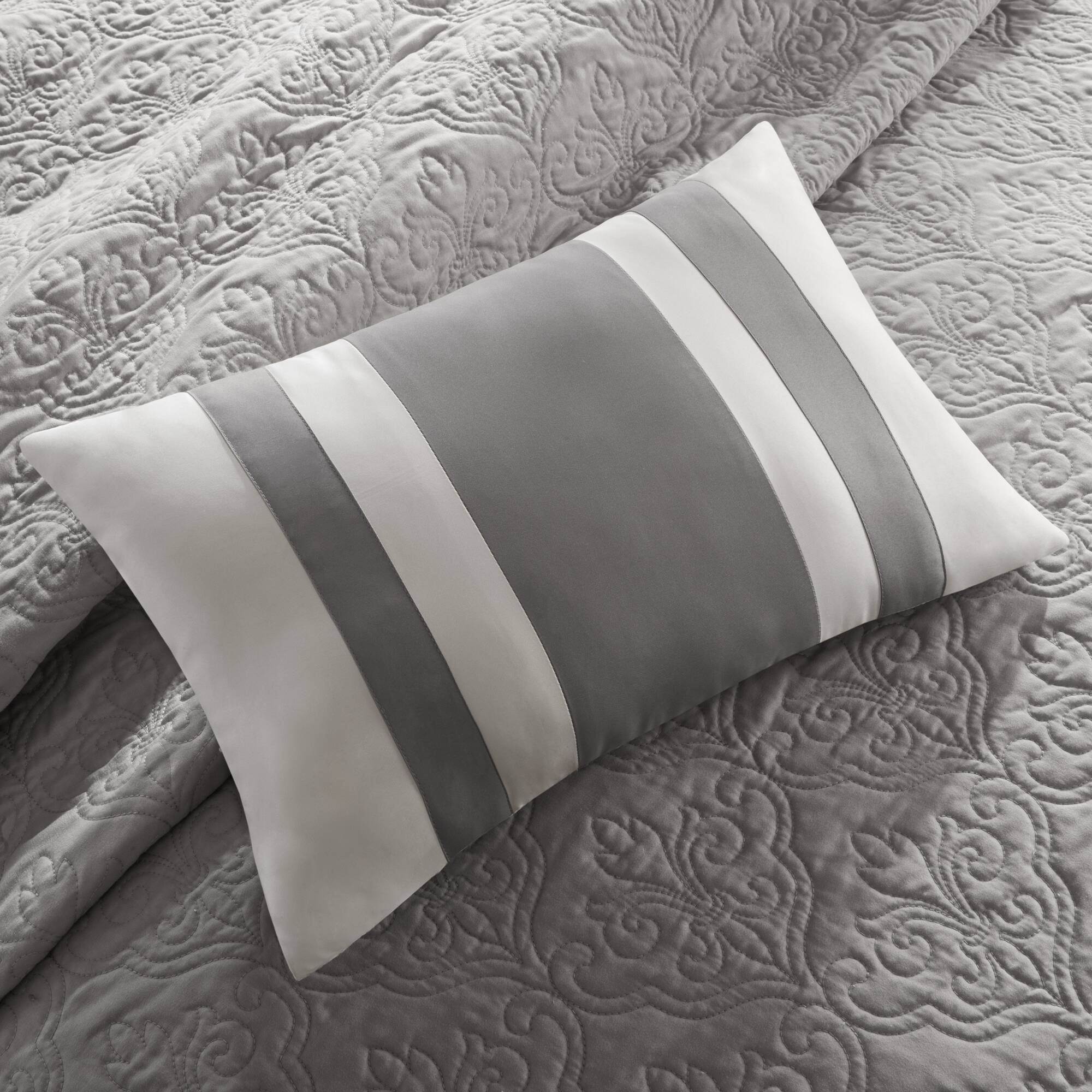 Attingham - 7 Piece Reversible Coverlet Set - Black