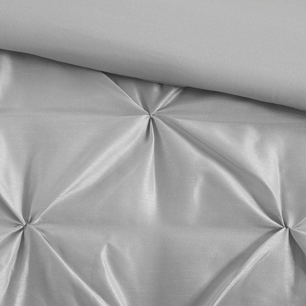 Laurel - Queen 7 Piece Tufted Comforter Set - Gray