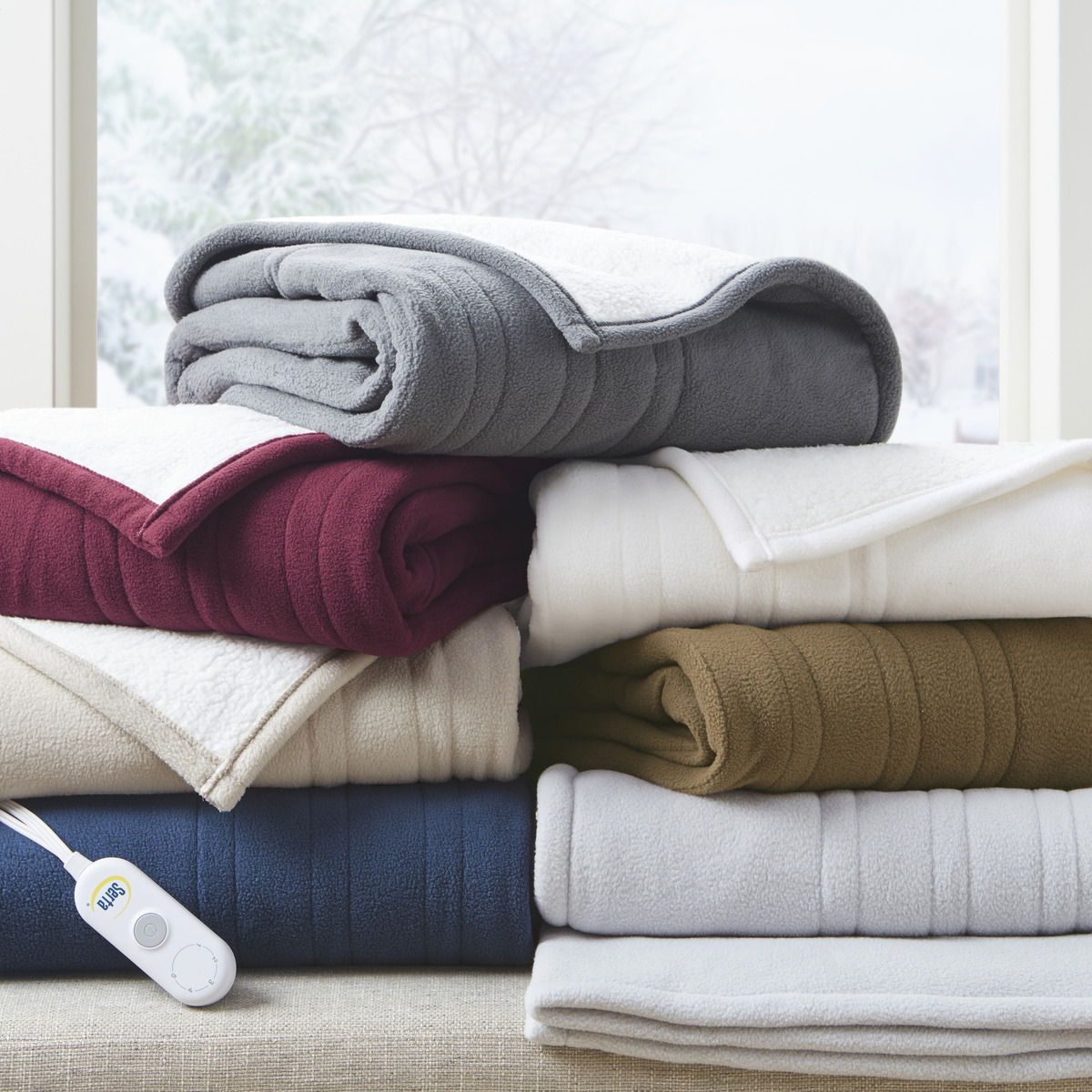 Fleece to Sherpa - Heated Throw - Tan