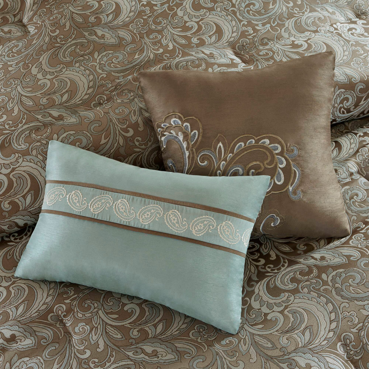Brystol - King 24 Piece Room In A Bag - Blue