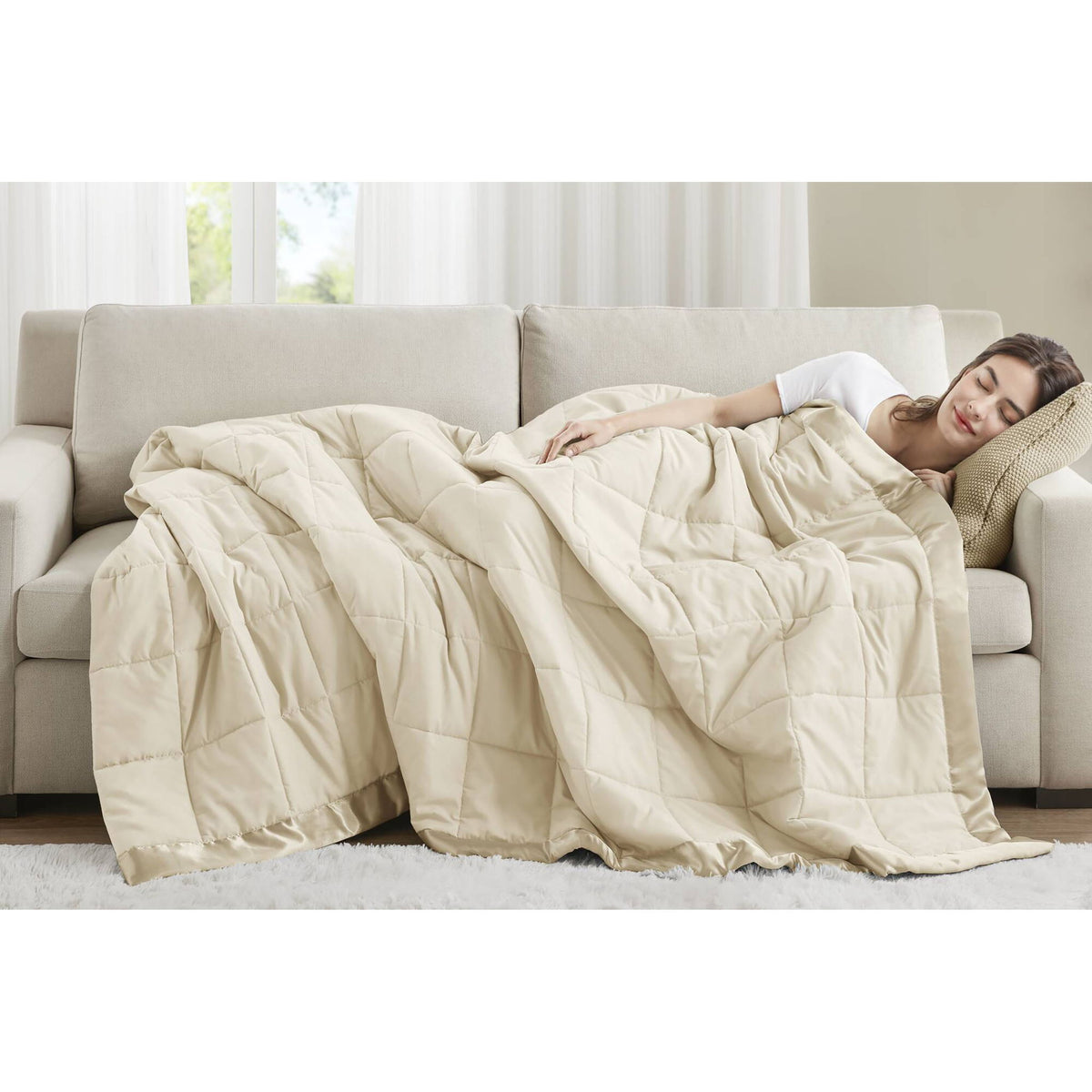 Windom - King All Season Hypoallergenic Blanket With 3M Scotchgard - Cream
