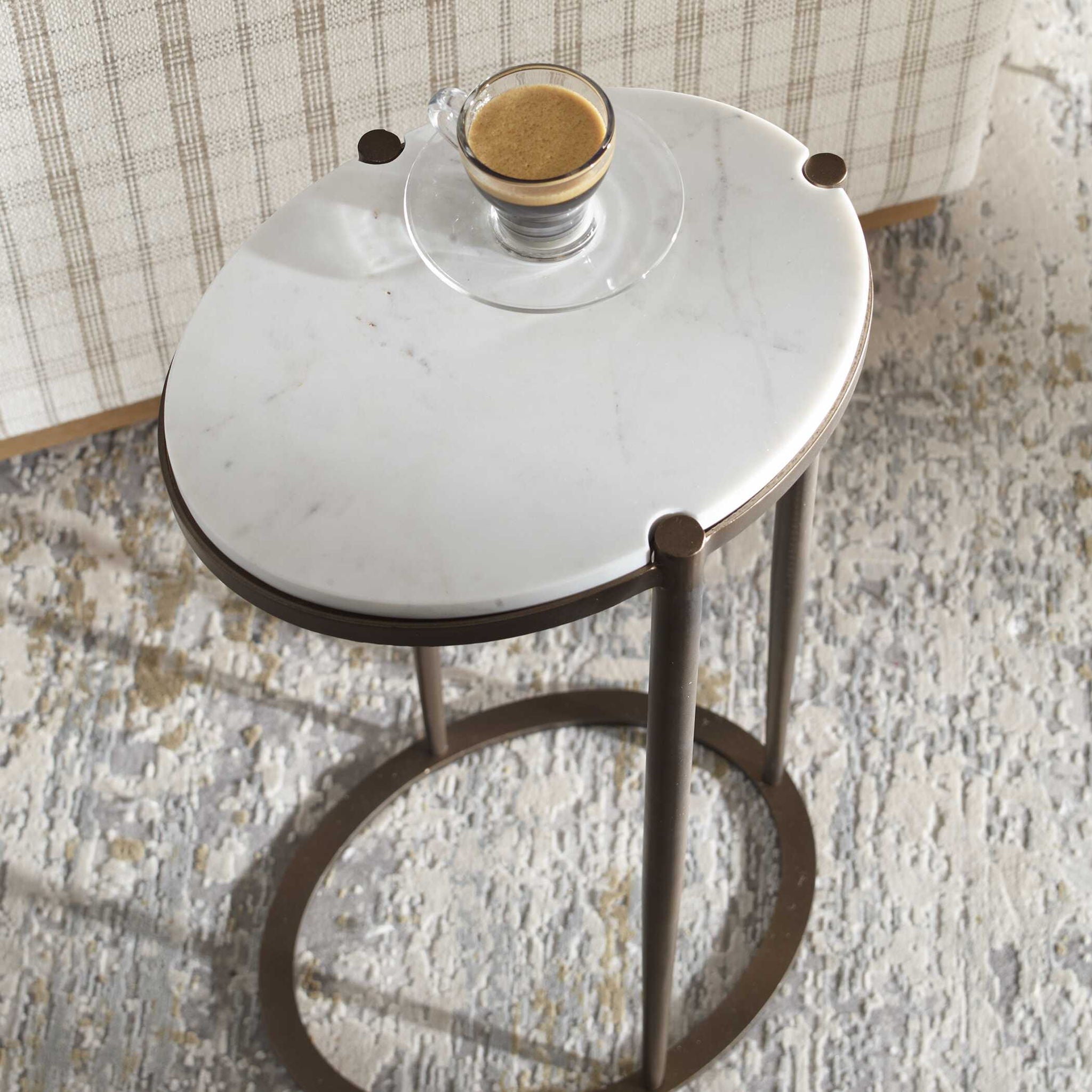 Mercier - Round Marble Accent Table - Brass / White