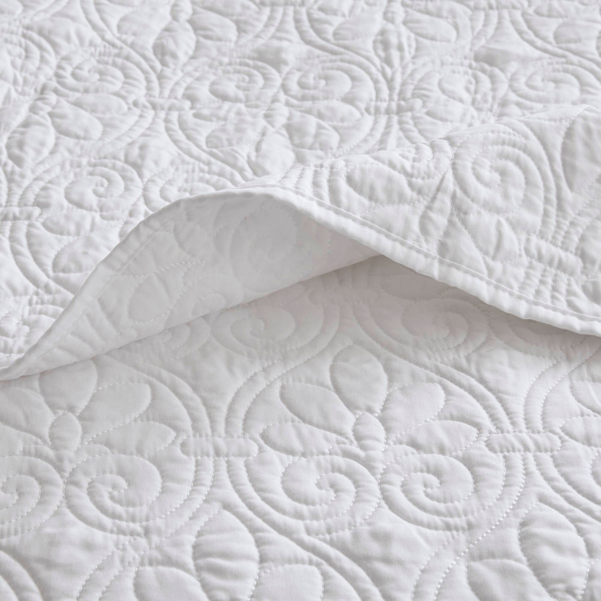 Quebec - King Reversible Bedspread Set - White