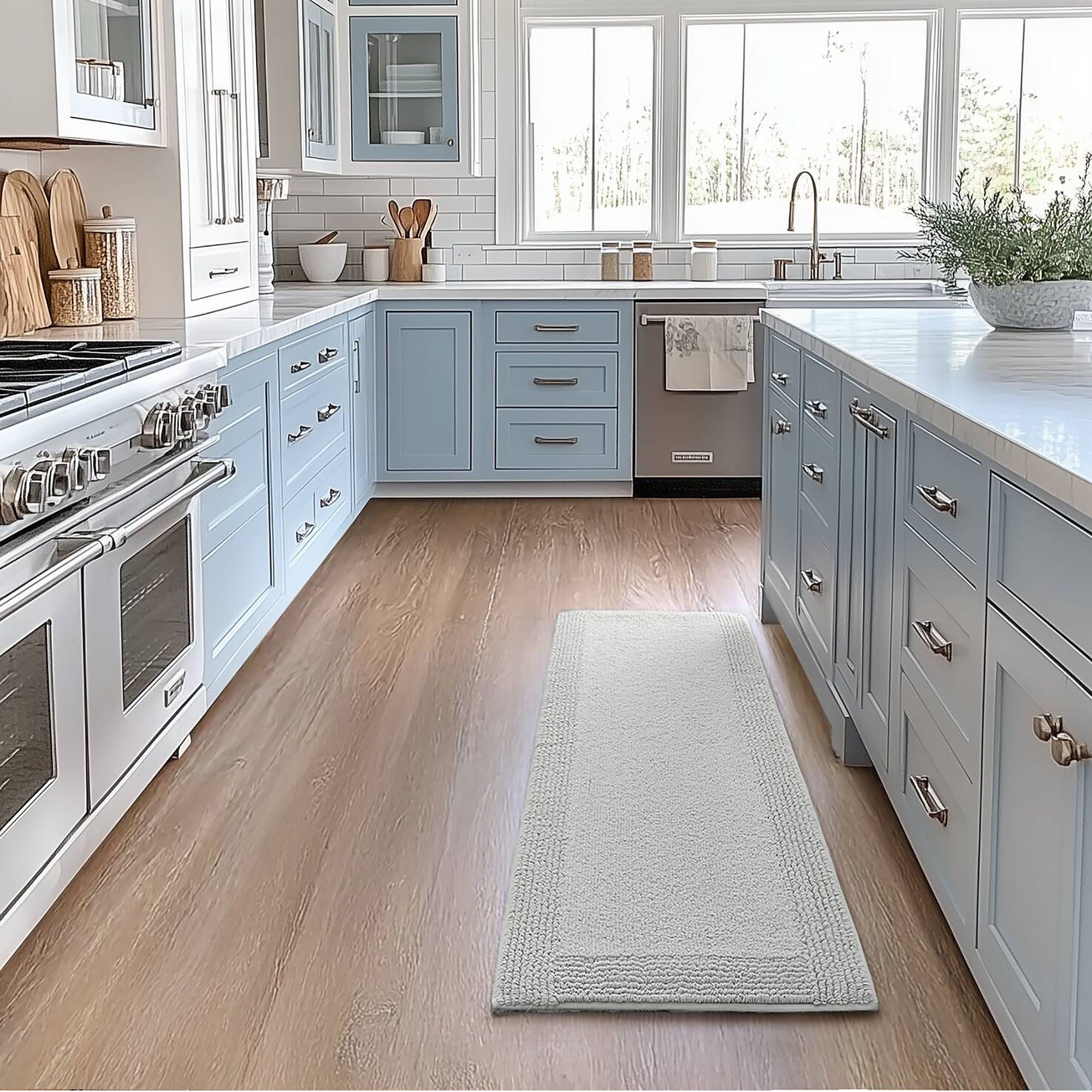 Splendor - 21" x 34" 100% Cotton Tufted 3000 GSM Reversible Bath Rug - Light Blue