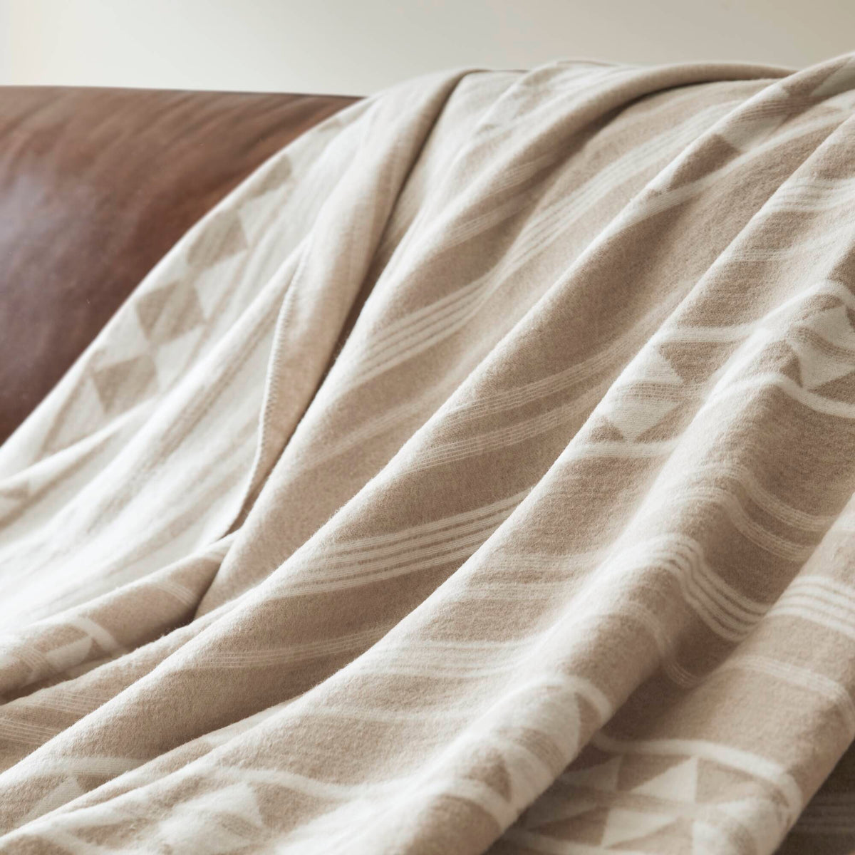 Alberta - Cotton Blend Blanket - Ivory Stripe