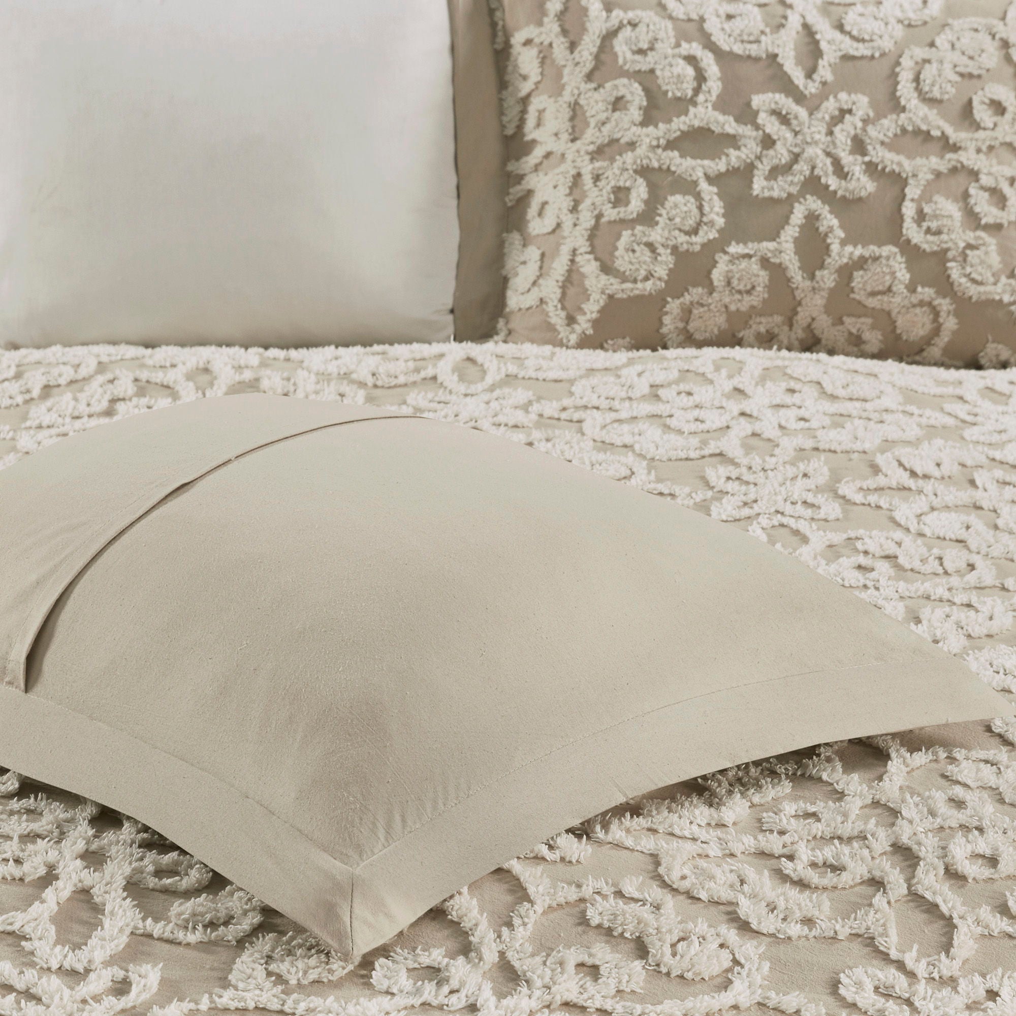 Sabrina - 3 Piece Tufted Bedspread Set - Taupe