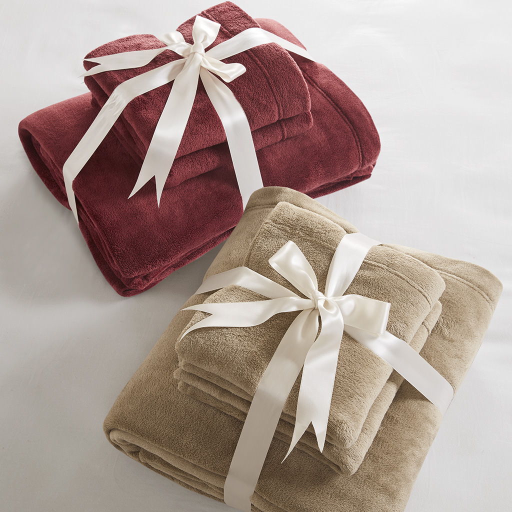 Soloft Plush - 4 Piece Full Micro Plush Sheet Set - Burgundy