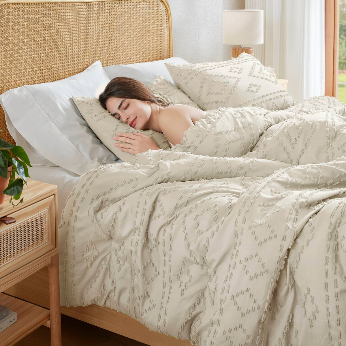 Gigi - Full/Queen Comforter Mini Set - Beige