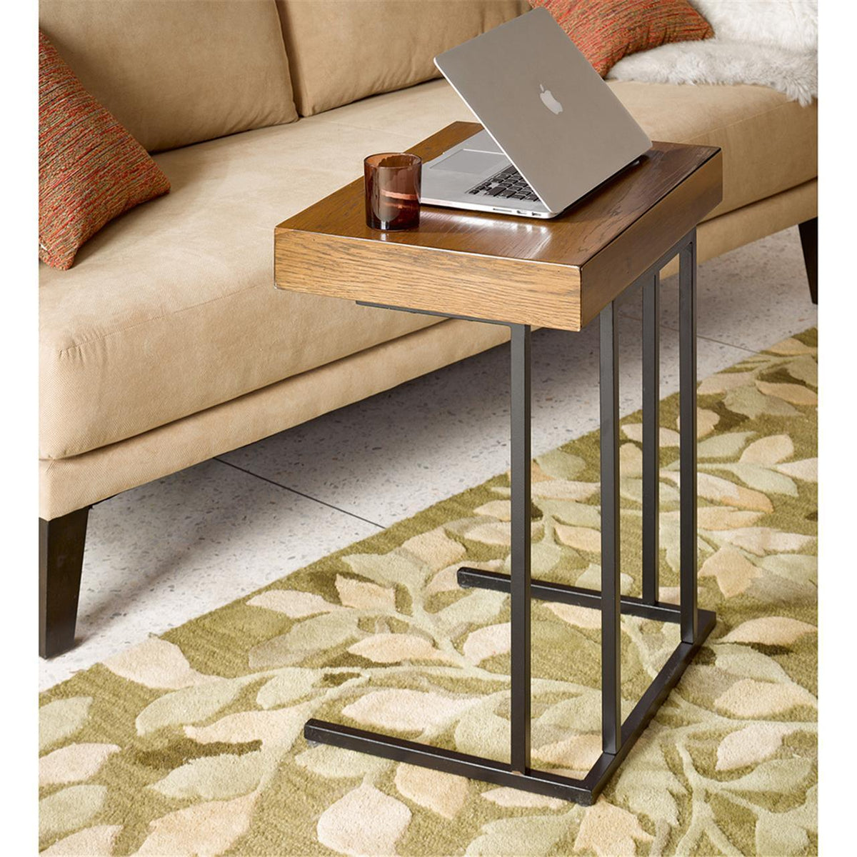Wynn - Pull Up Table - Pecan