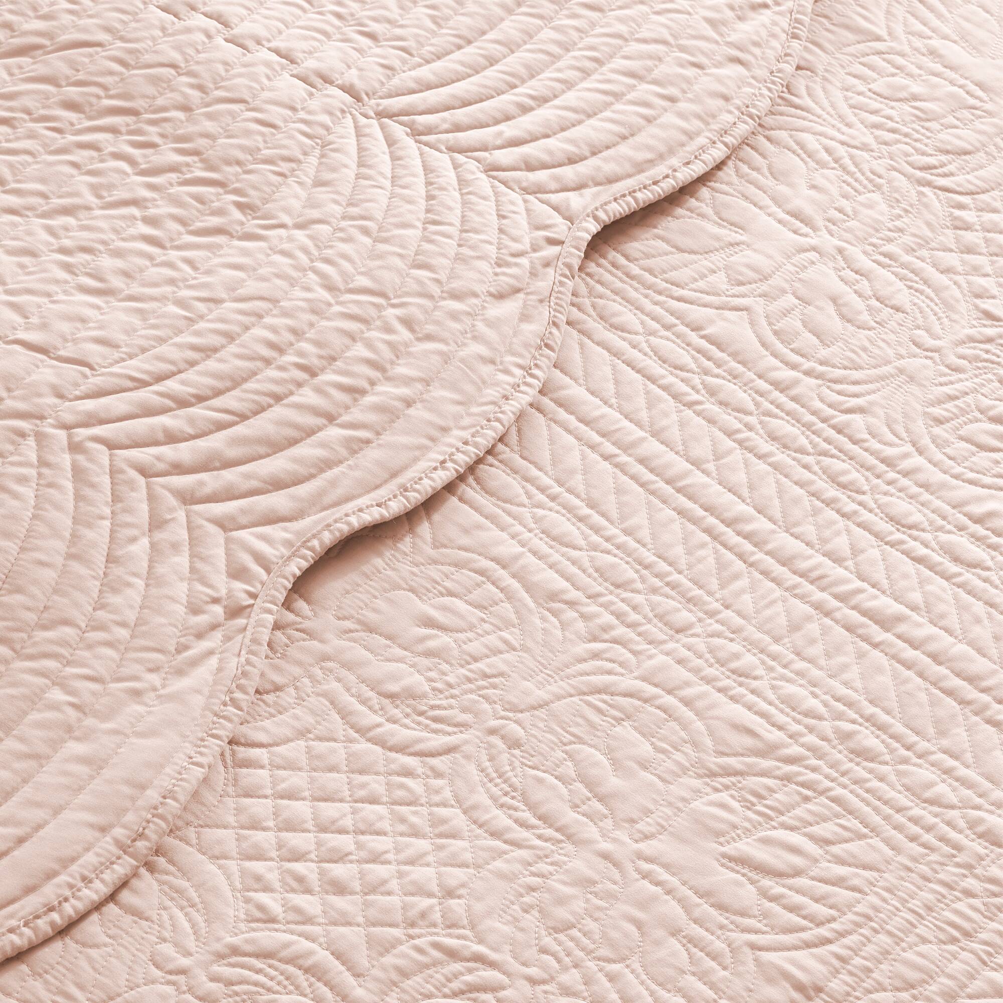 Tuscany - King 3 Piece Reversible Scalloped Edge Coverlet Set - Blush