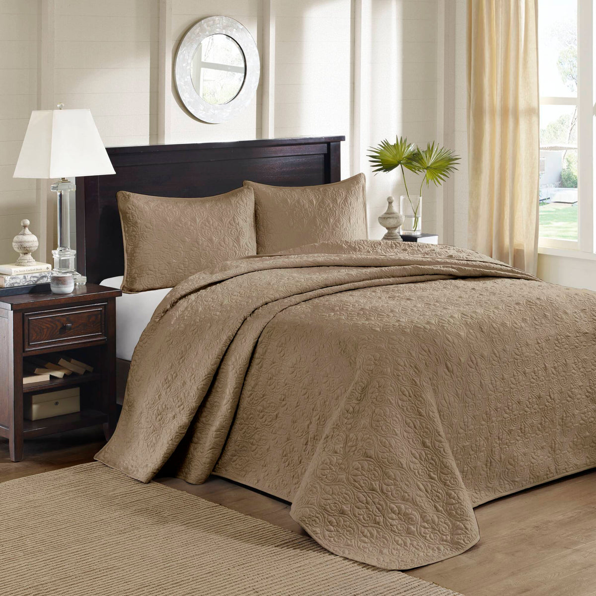Quebec - Queen Reversible Bedspread Set - Khaki