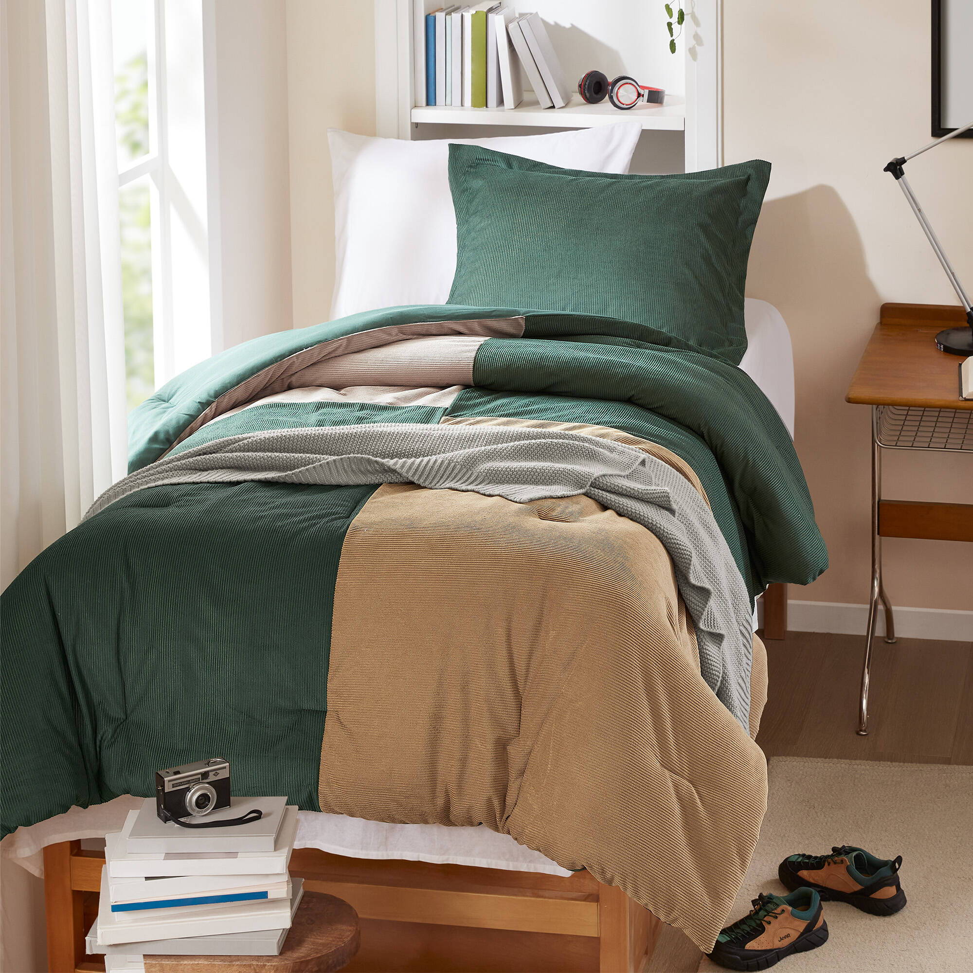 Stafford - Twin/Twin XL Comforter Set - Green