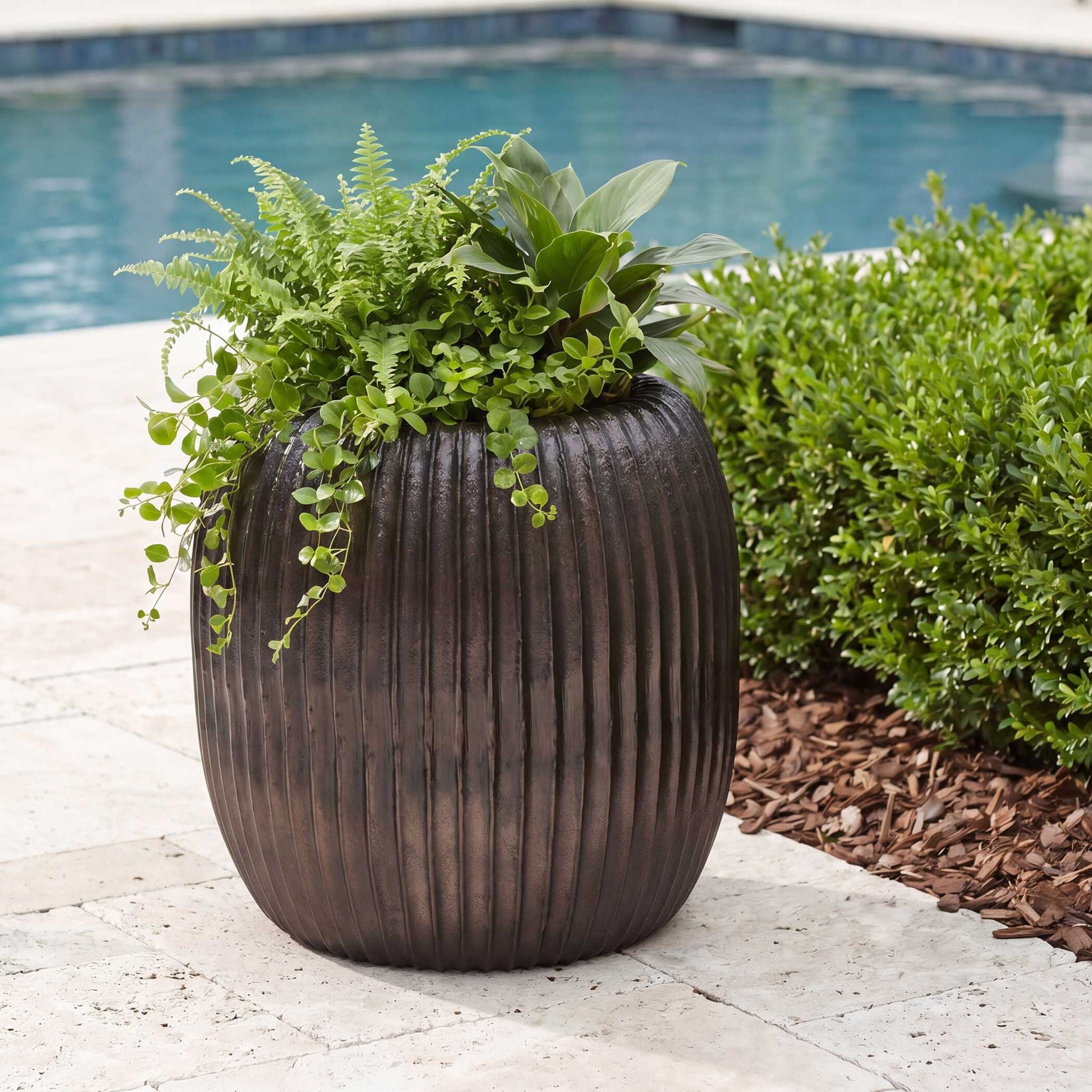 Vector Ridge - Indoor-Outdoor Planter - Bronze