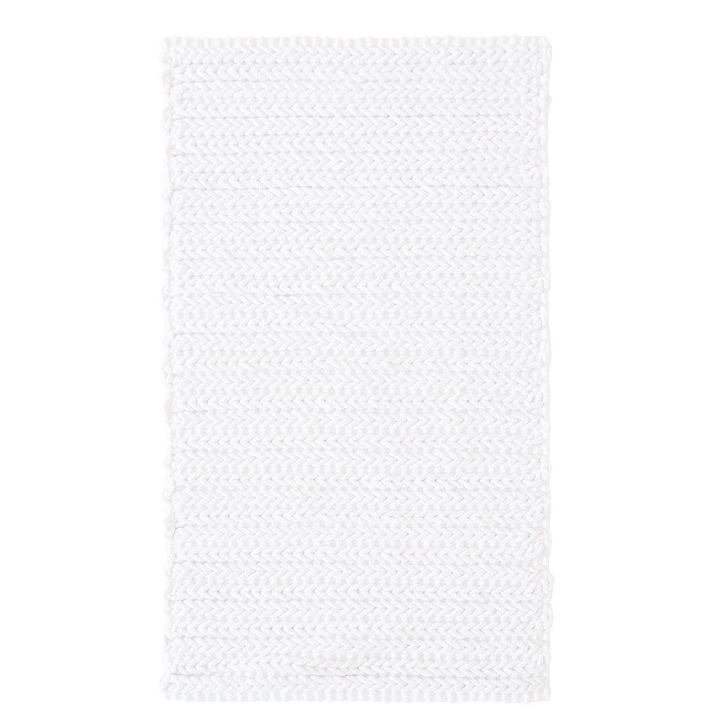 Lasso - 24" Chain Stitch Rug - White