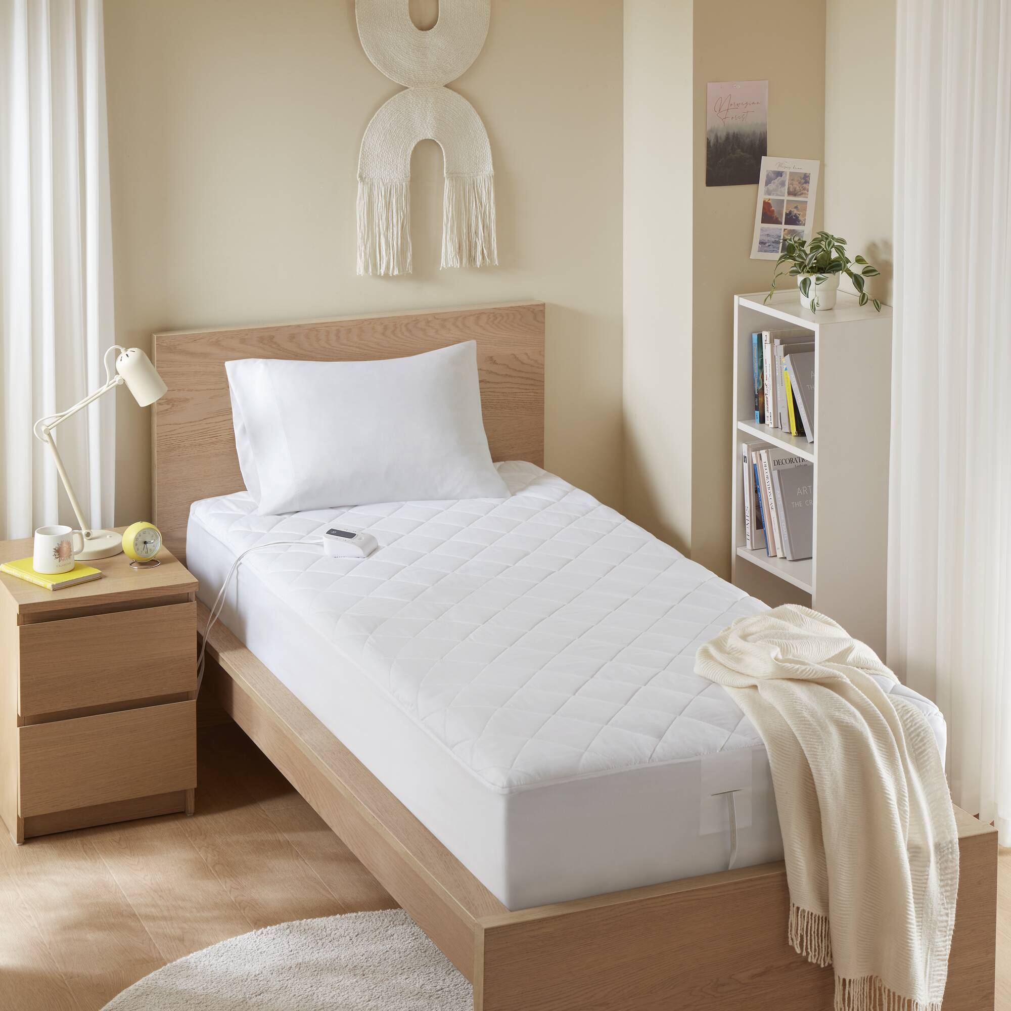 Microfiber Zoned - Twin Long Heated Mattress Pad - White