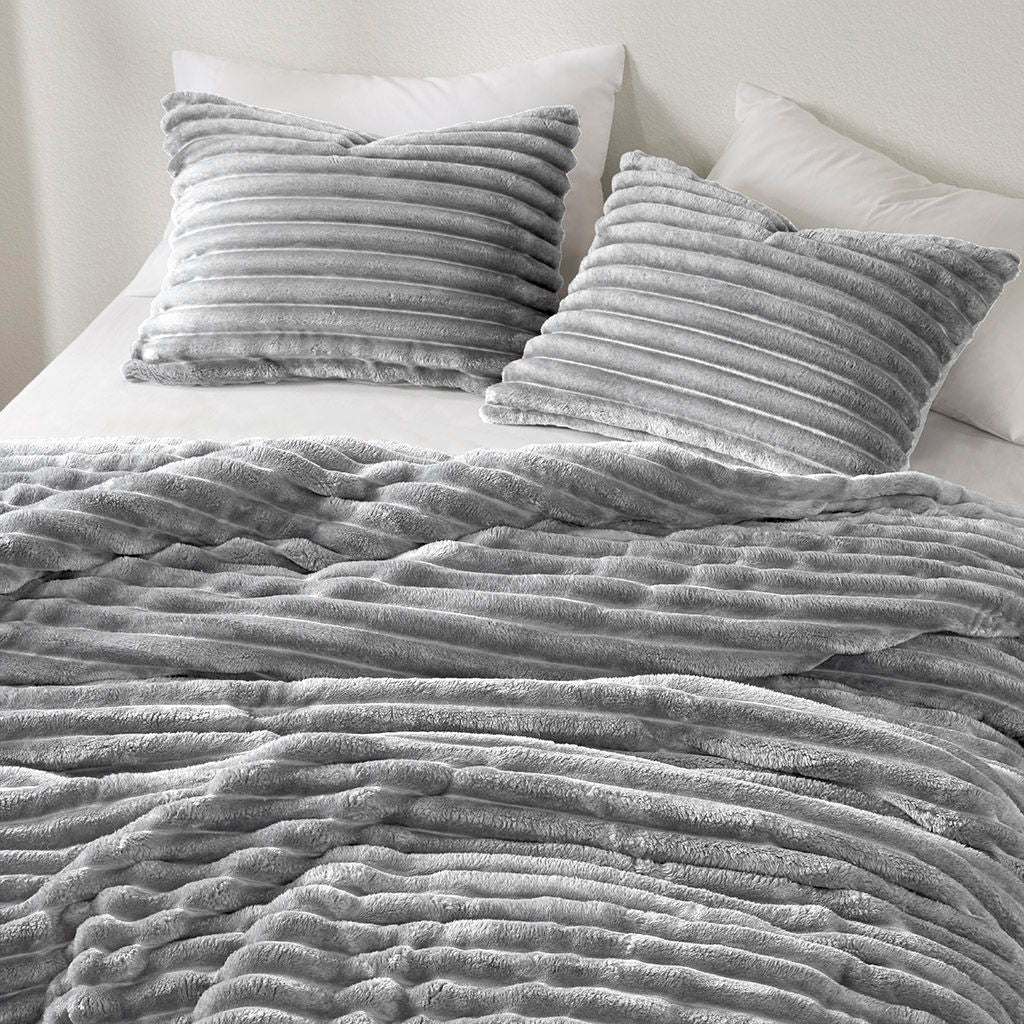 Avril - King/California King Fluffy Ribbed Plush Comforter Set - Gray
