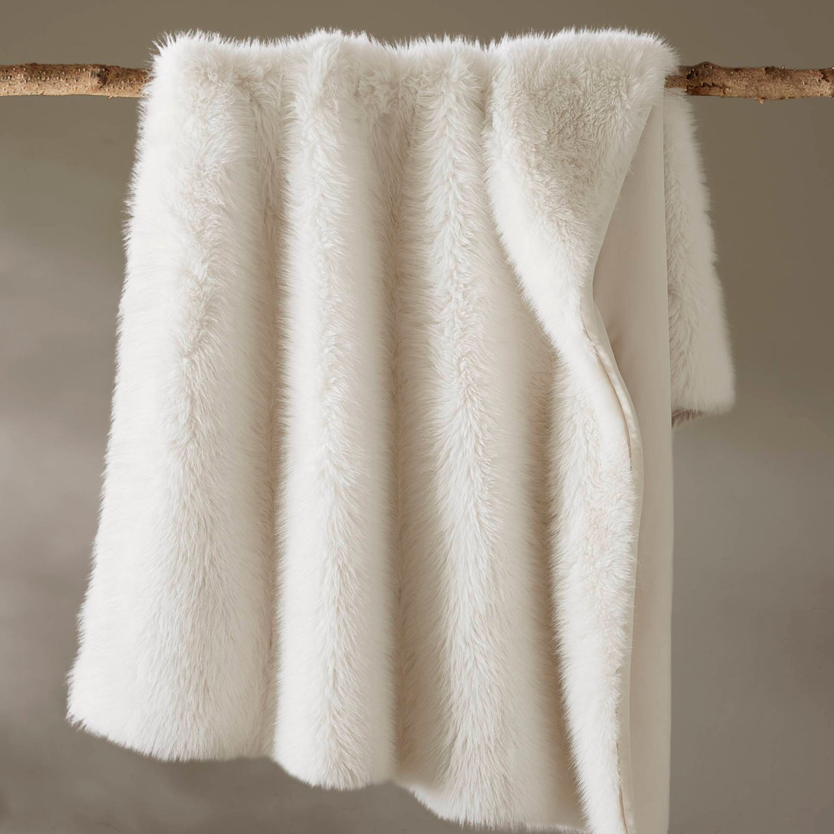 Botswana Animal Print - 60x80" Faux Fur Throw Blanket - Polar Bear